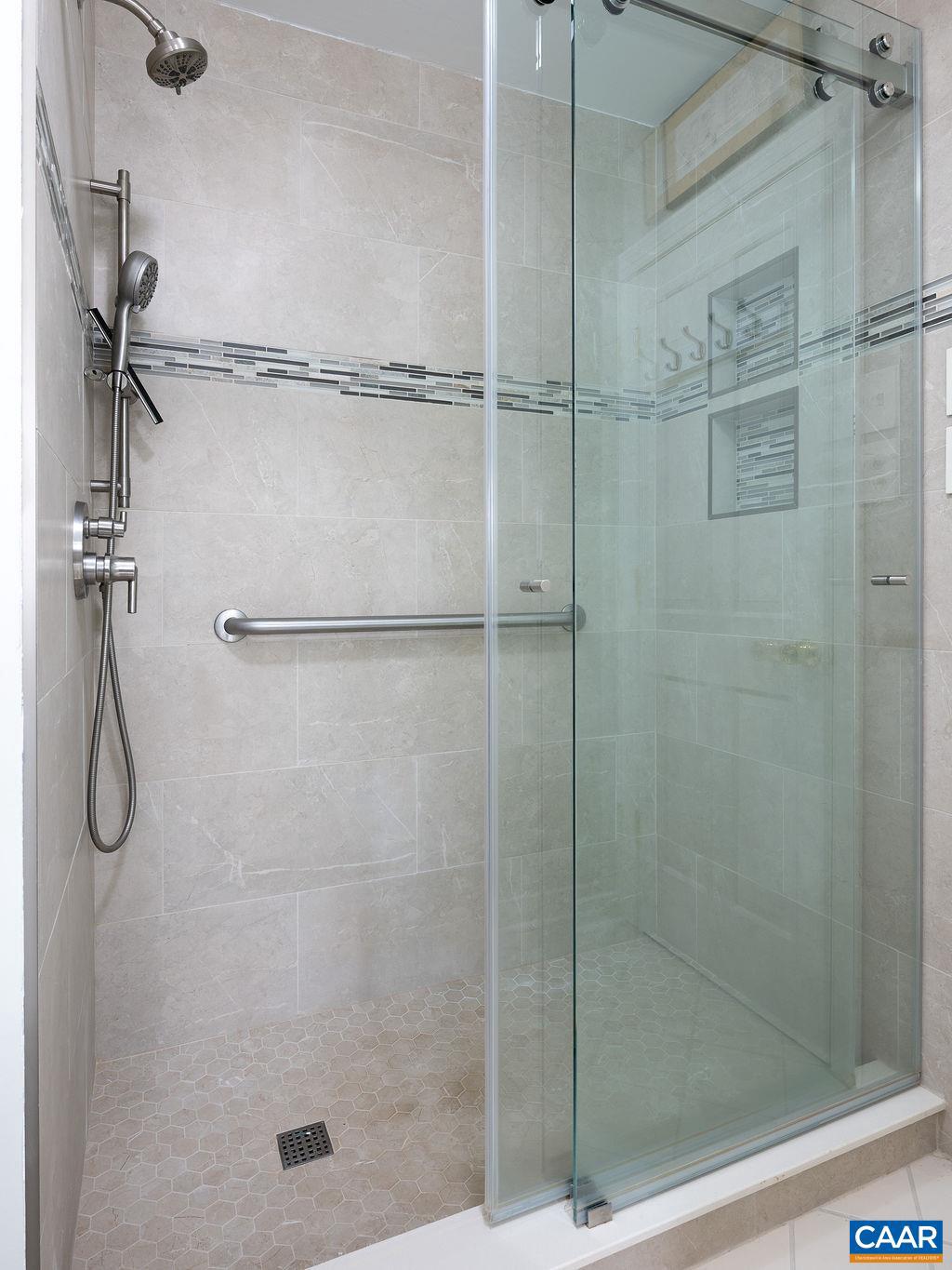 NORTHFIELDS - Residential