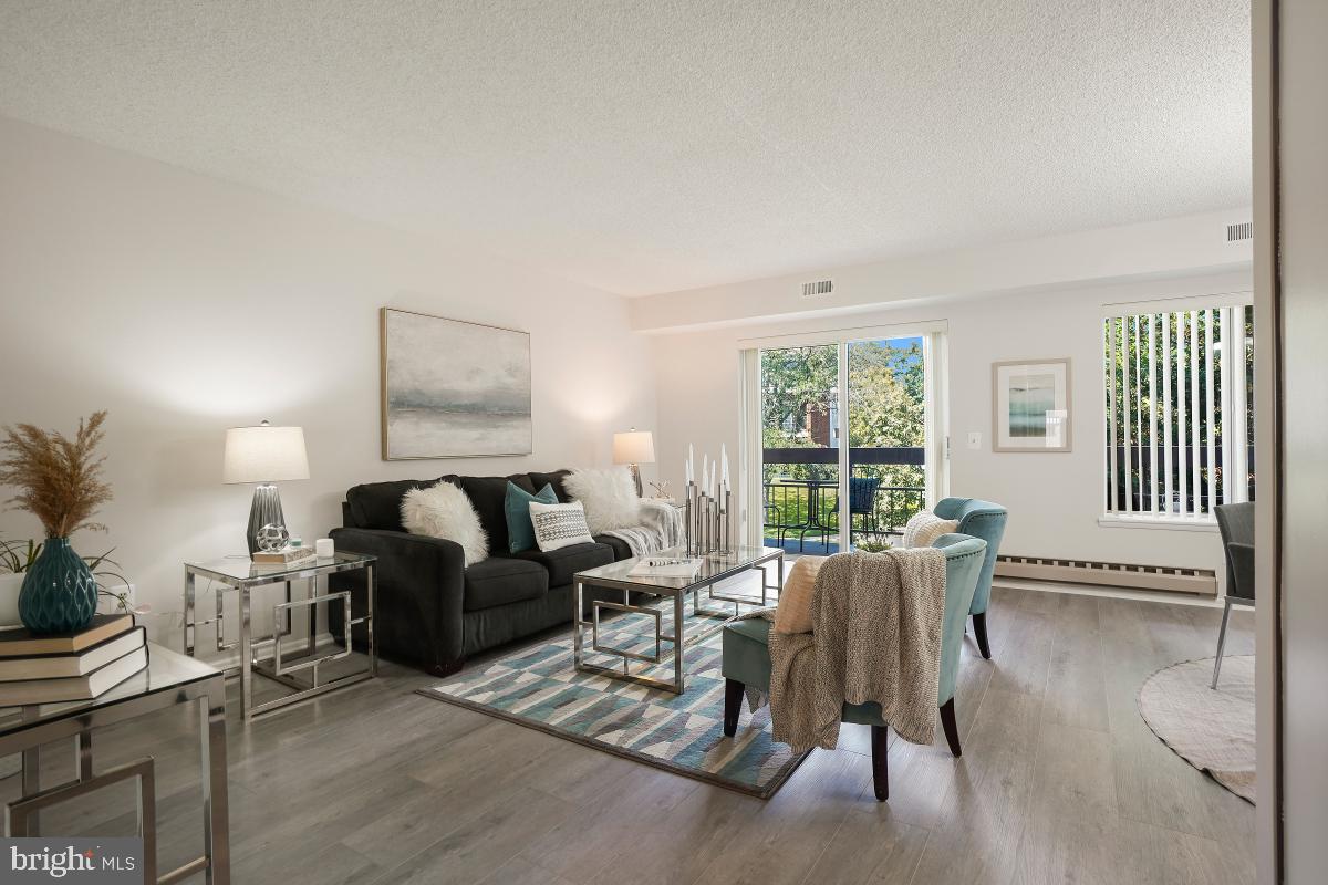 LEISURE WORLD - Residential