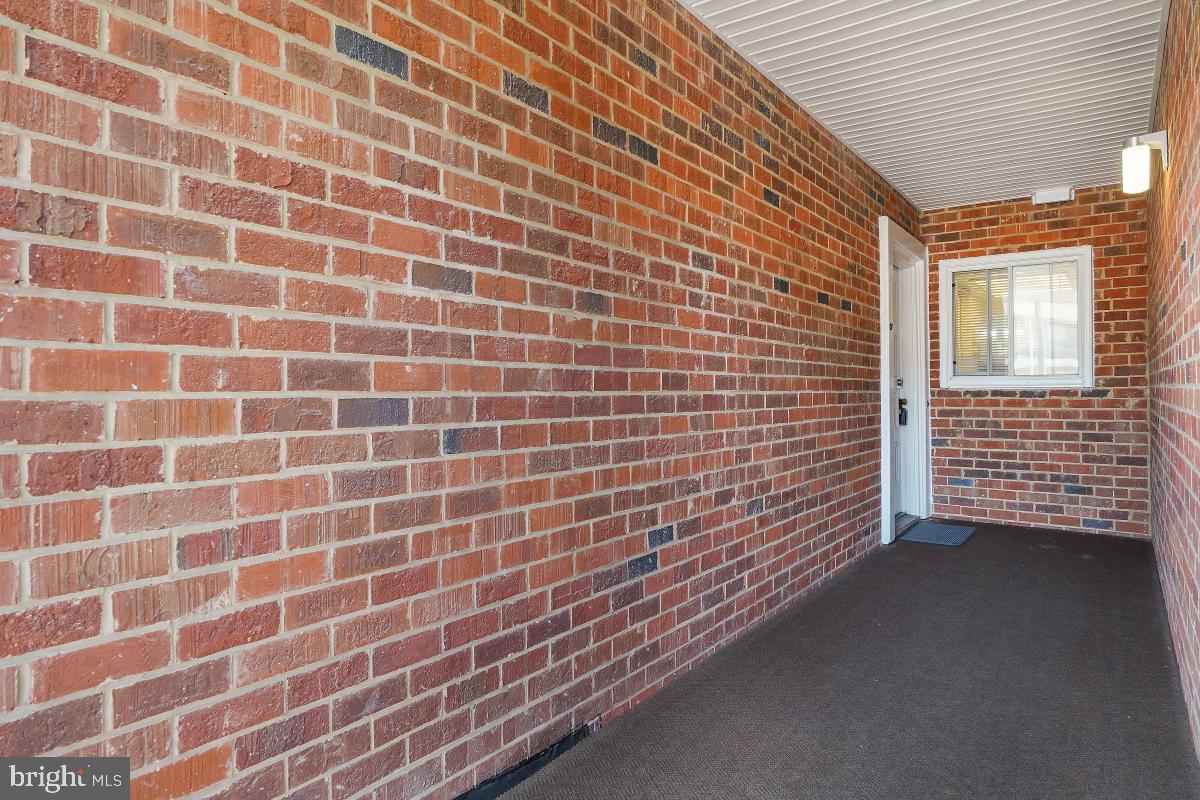 LEISURE WORLD - Residential