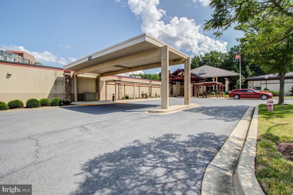 LEISURE WORLD - Residential