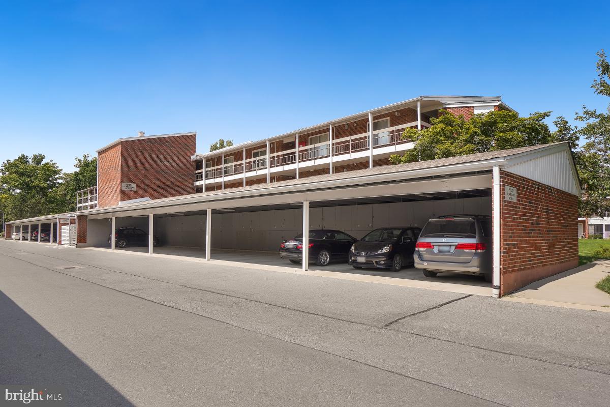 LEISURE WORLD - Residential