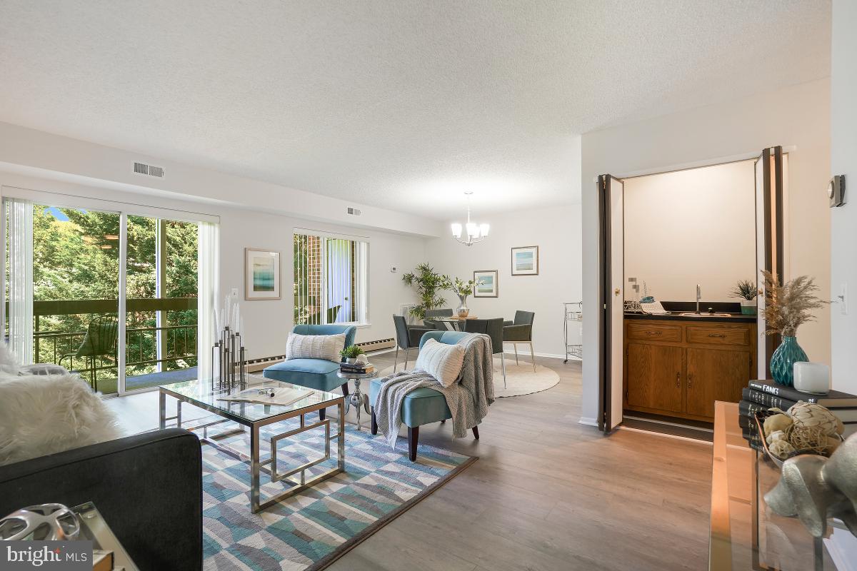 LEISURE WORLD - Residential