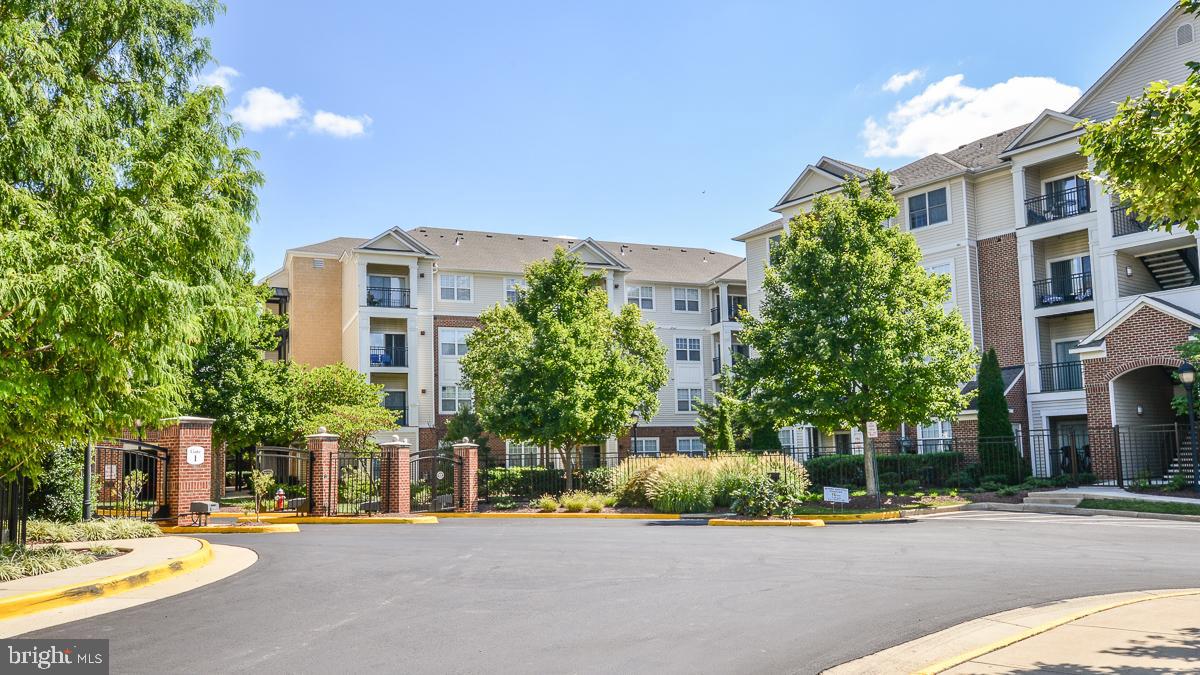 BRYSON AT WOODLAND PARK - Residential Lease