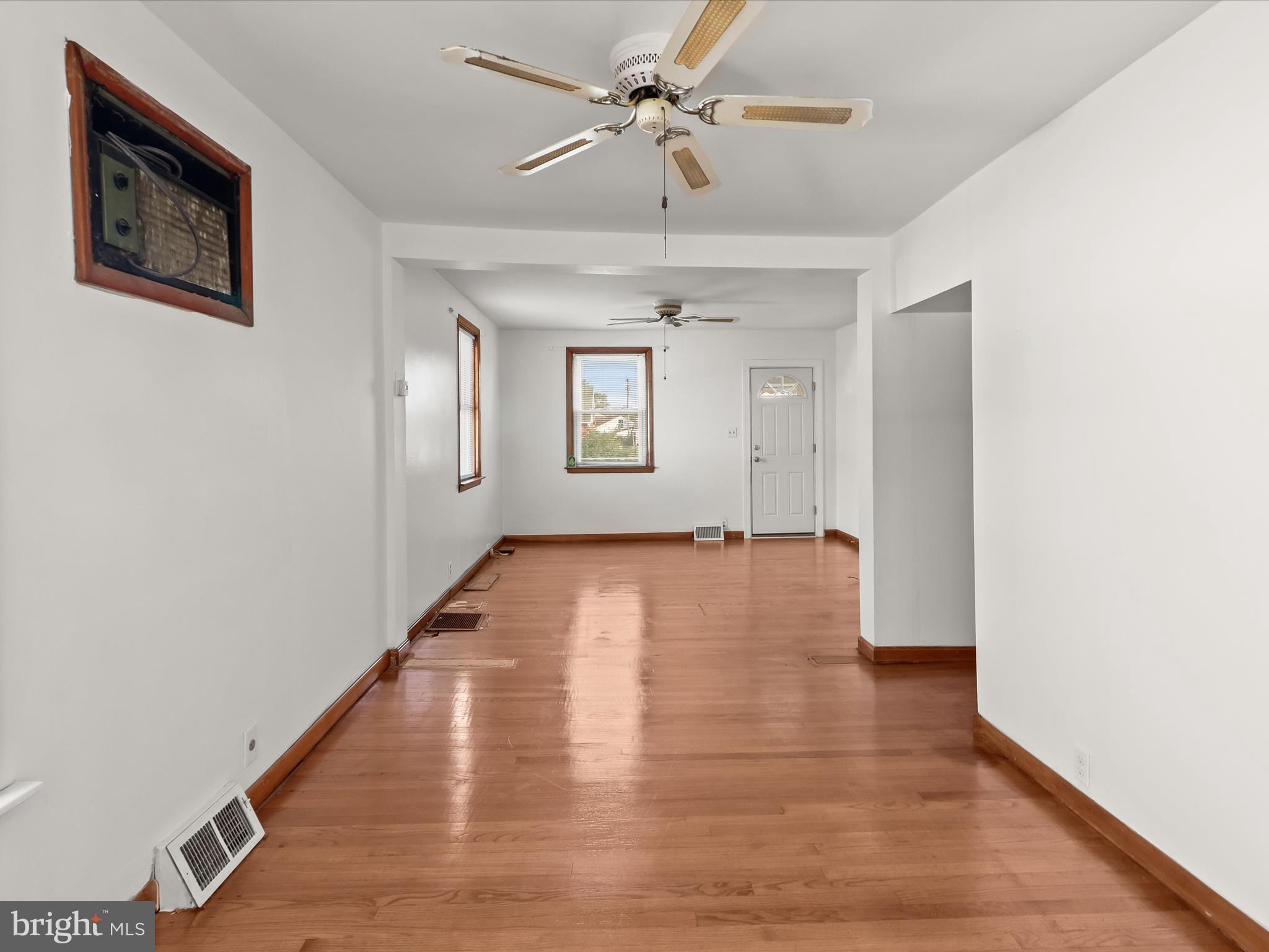 GRAY MANOR - Residential