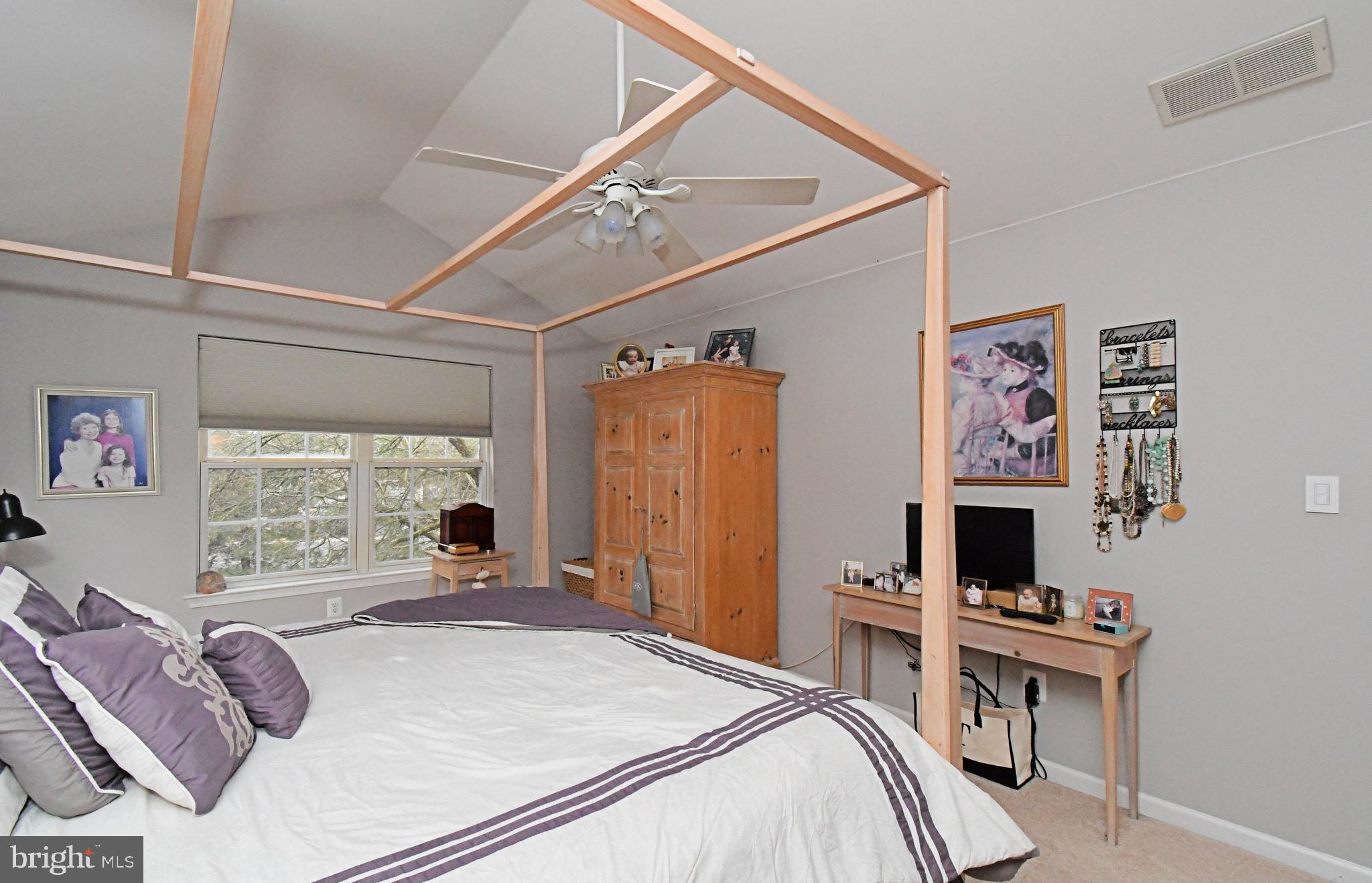 BLUE BELL CC - Residential