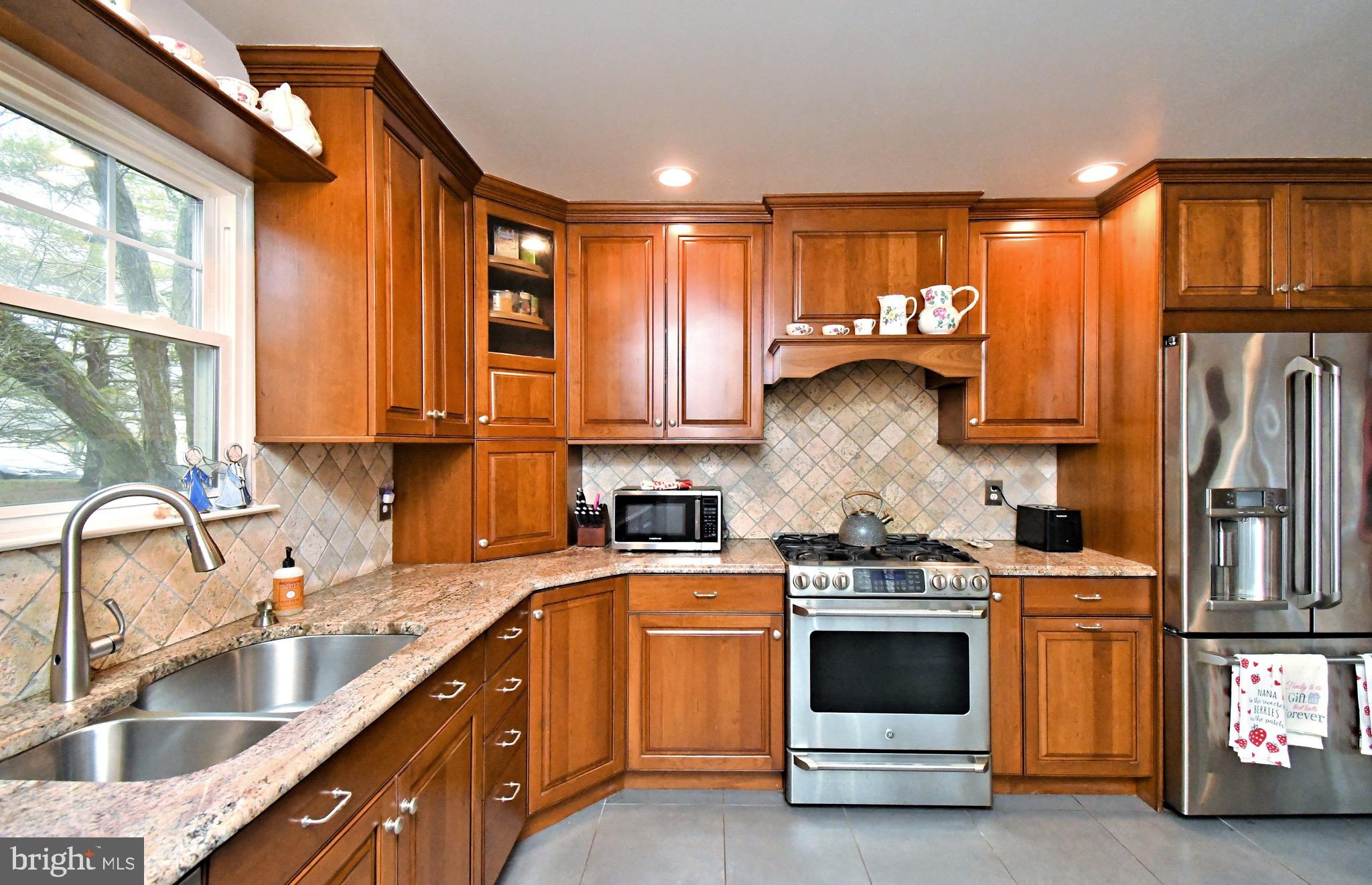 BLUE BELL CC - Residential