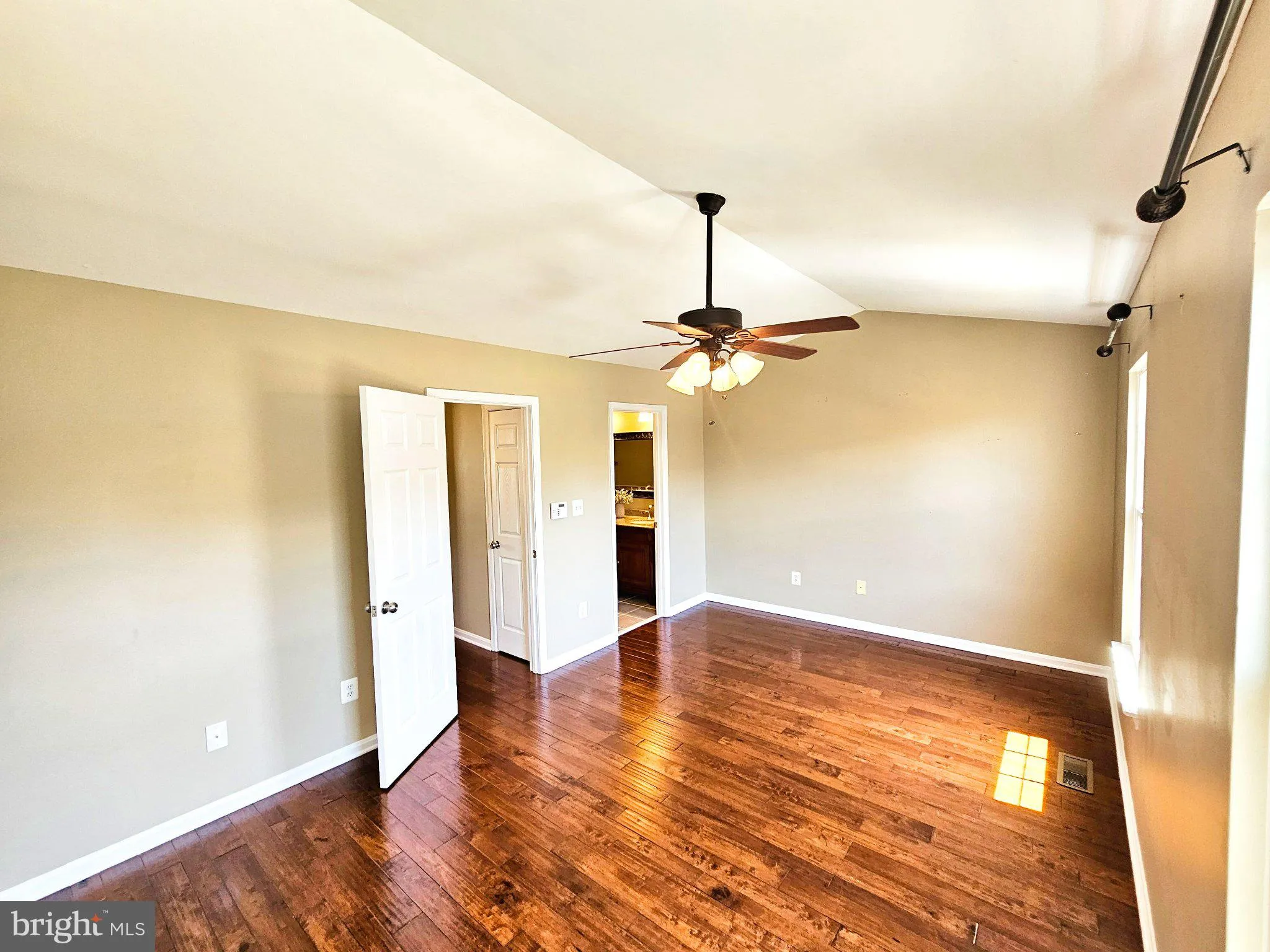 Additional image 108 of 21747 Kings Crossing Terrace, Ashburn, VA 20147