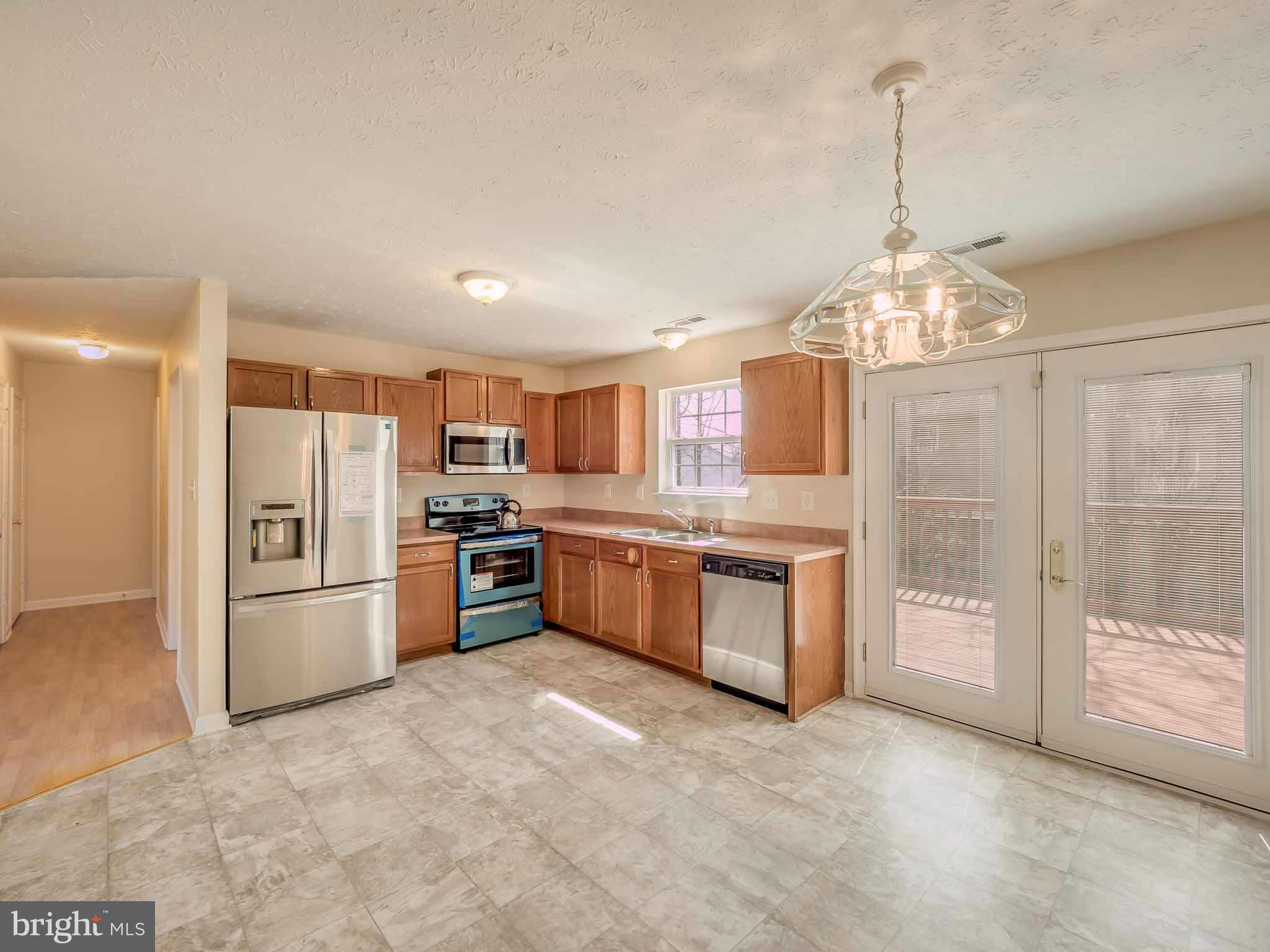 LAUREL GLEN - Residential