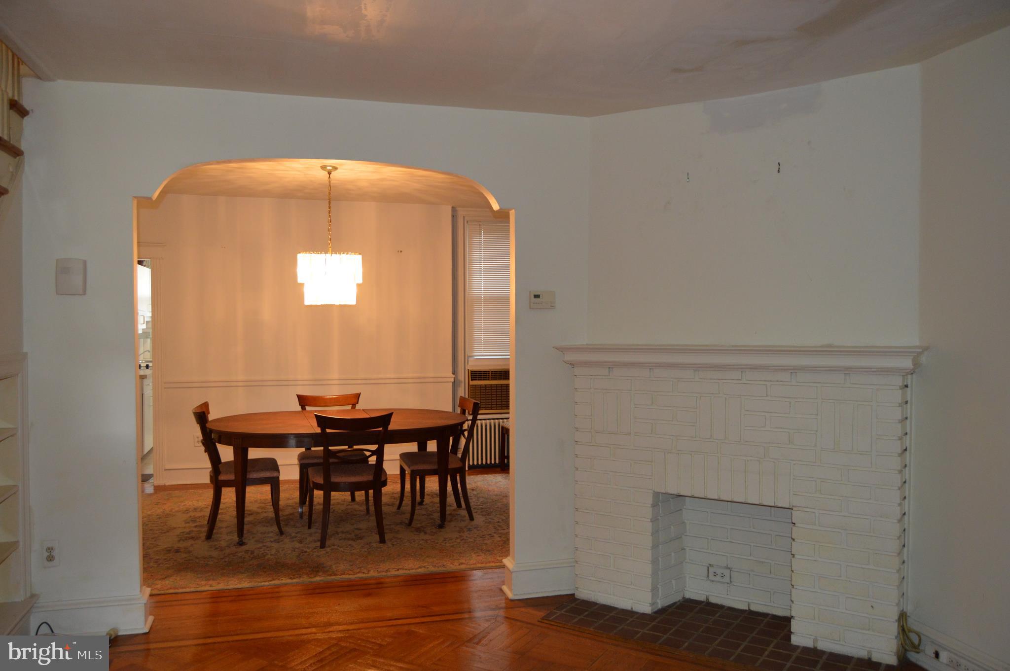 MAYFAIR (WEST) - Residential