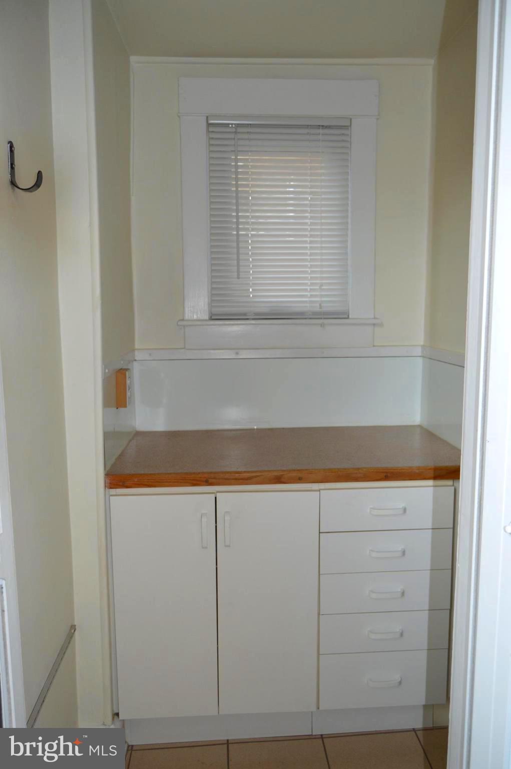 MAYFAIR (WEST) - Residential