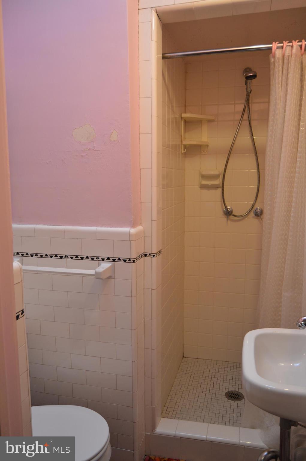 MAYFAIR (WEST) - Residential