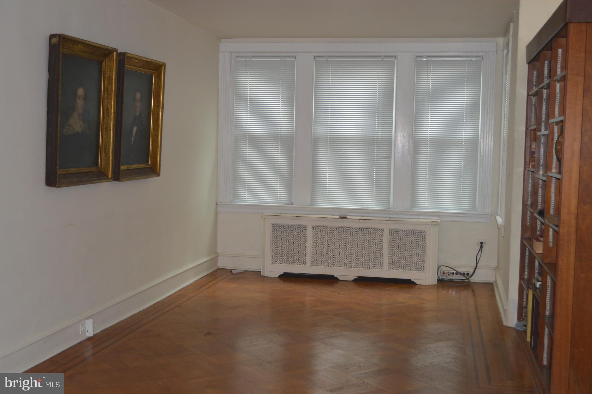 MAYFAIR (WEST) - Residential