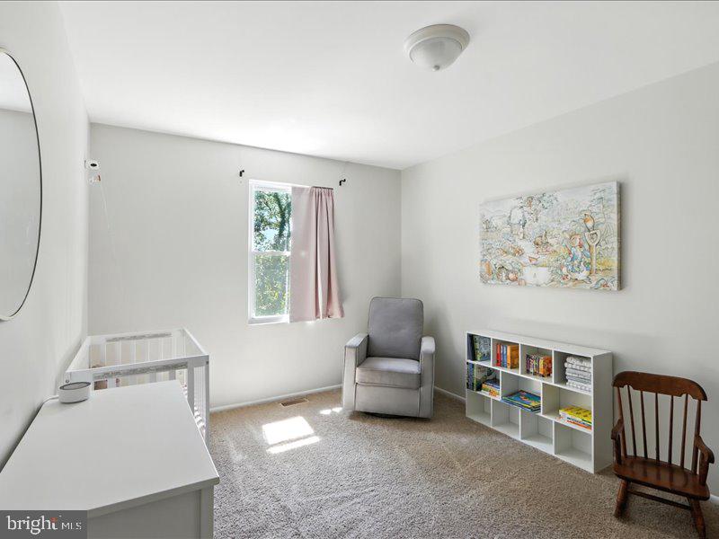 WHISPERING WOODS - Residential