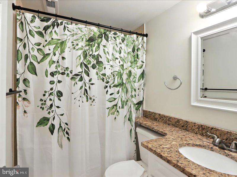 WHISPERING WOODS - Residential