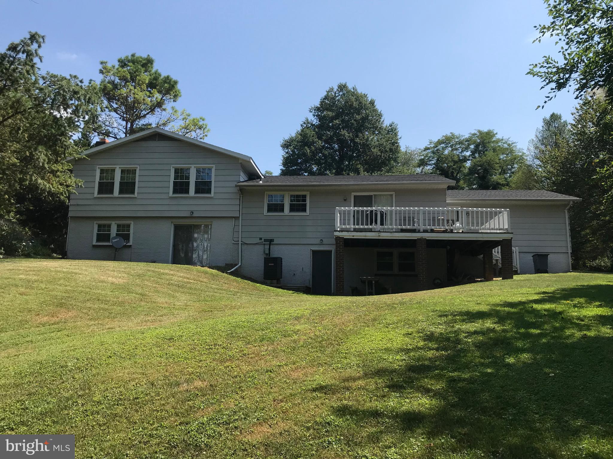 WINCHESTER PARK - Residential Lease