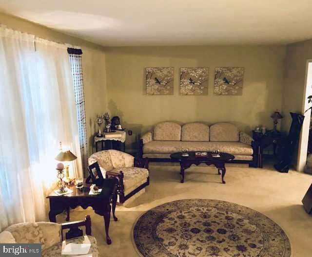 WINCHESTER PARK - Residential Lease