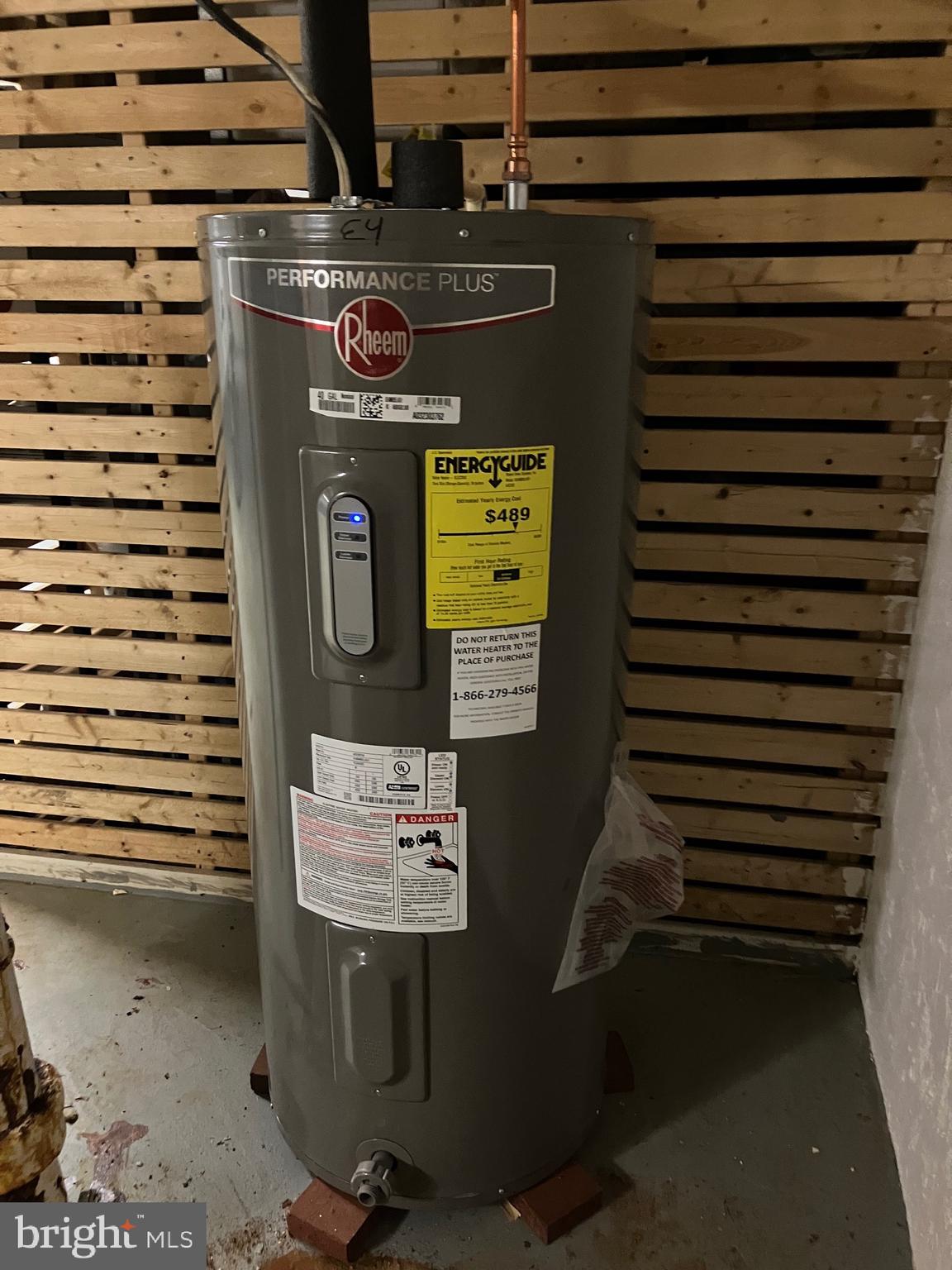 COURT OF HENDERSON - Residential