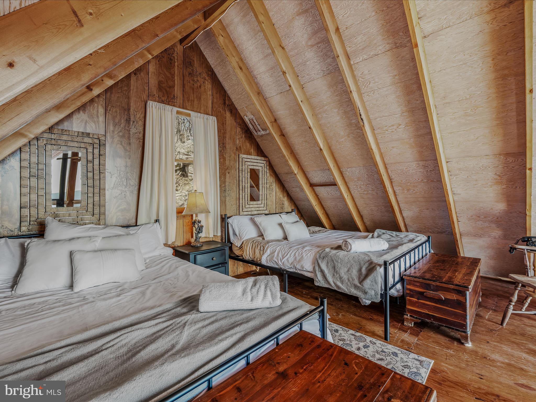 SPRING GAP - Residential