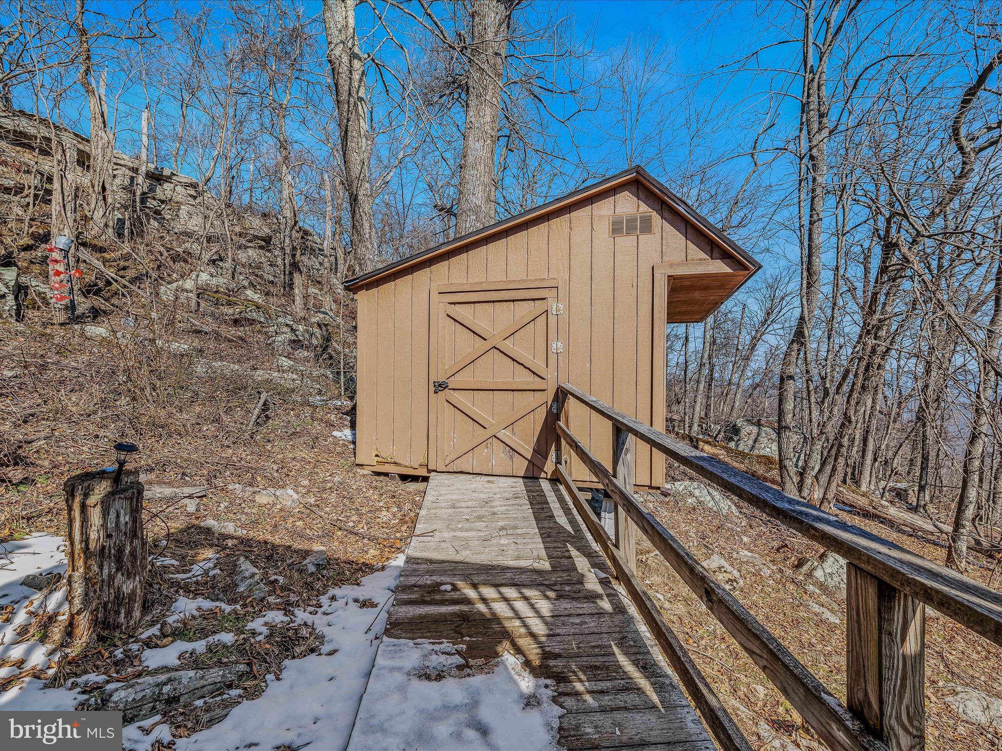 SPRING GAP - Residential