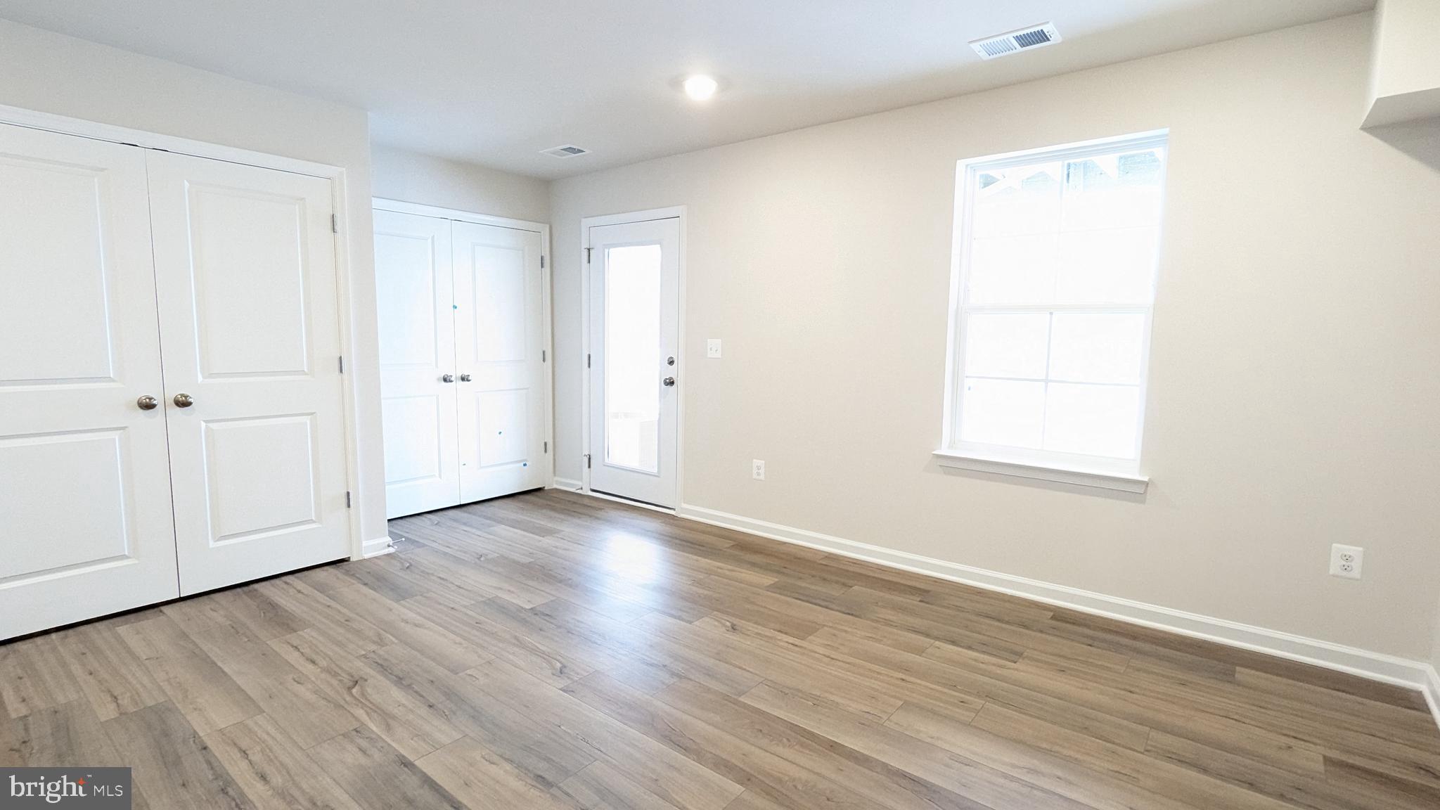 WILLOW GLEN - Residential Lease