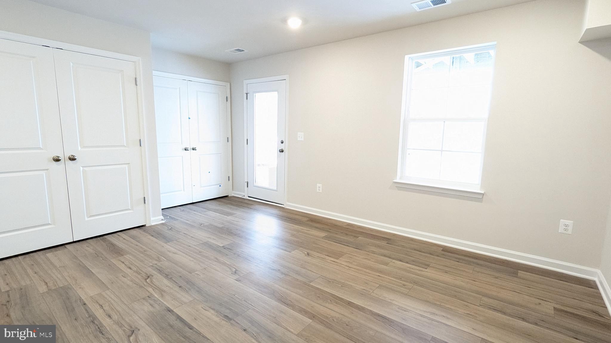 WILLOW GLEN - Residential Lease