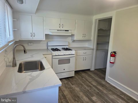Tiny photo for 636 E Front Street, FLORENCE, NJ 08518 (MLS # NJBL2106746)