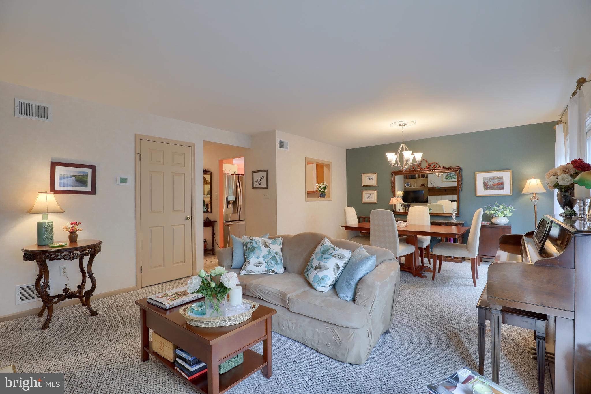 TREETOPS - Residential