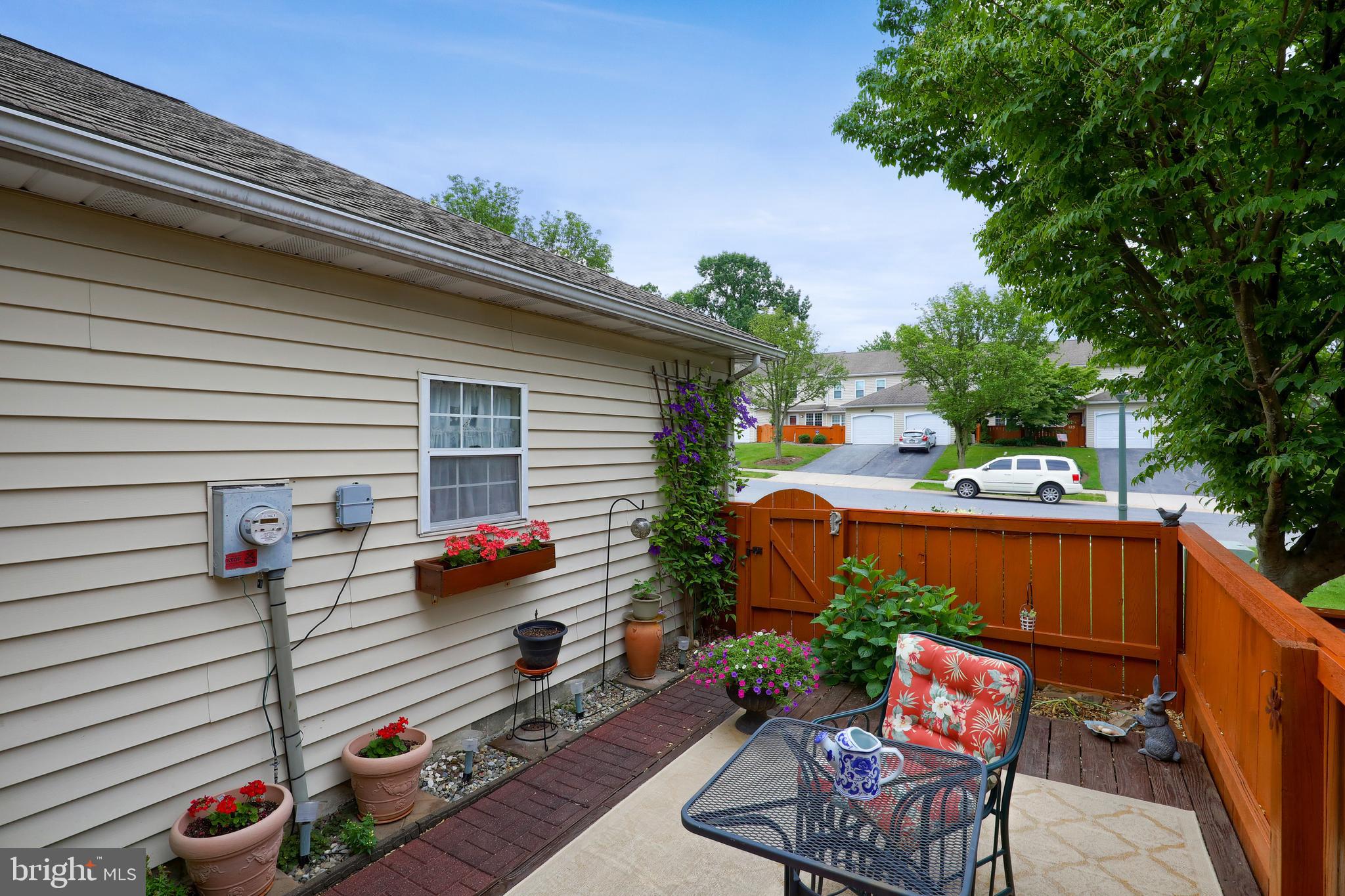 TREETOPS - Residential