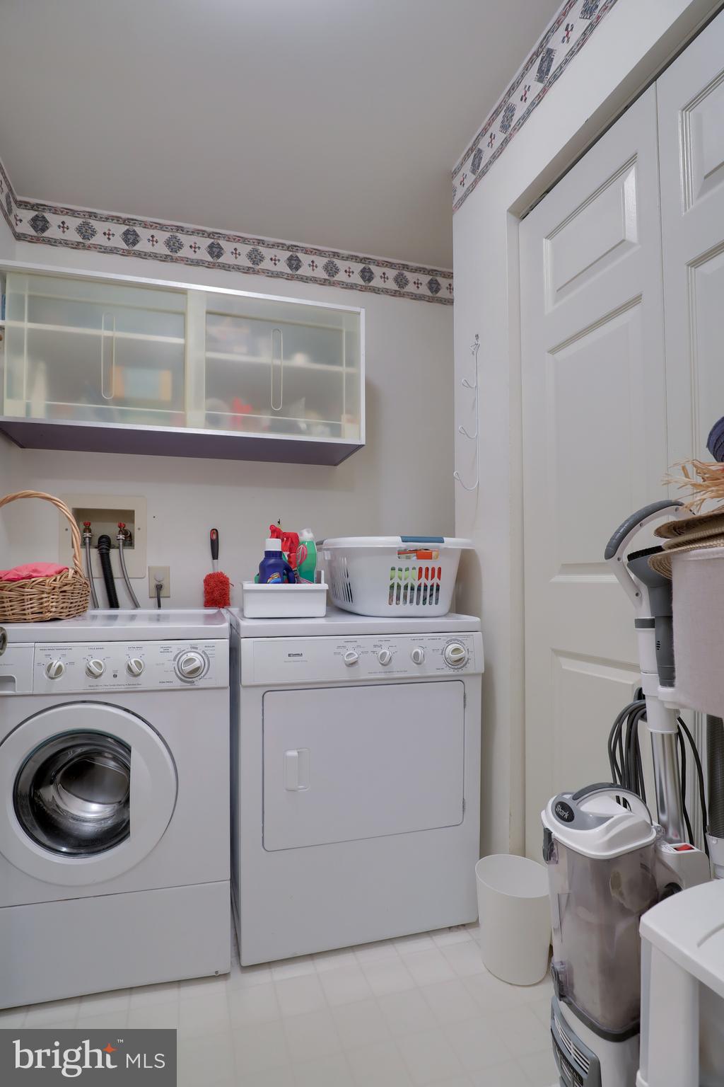 TREETOPS - Residential