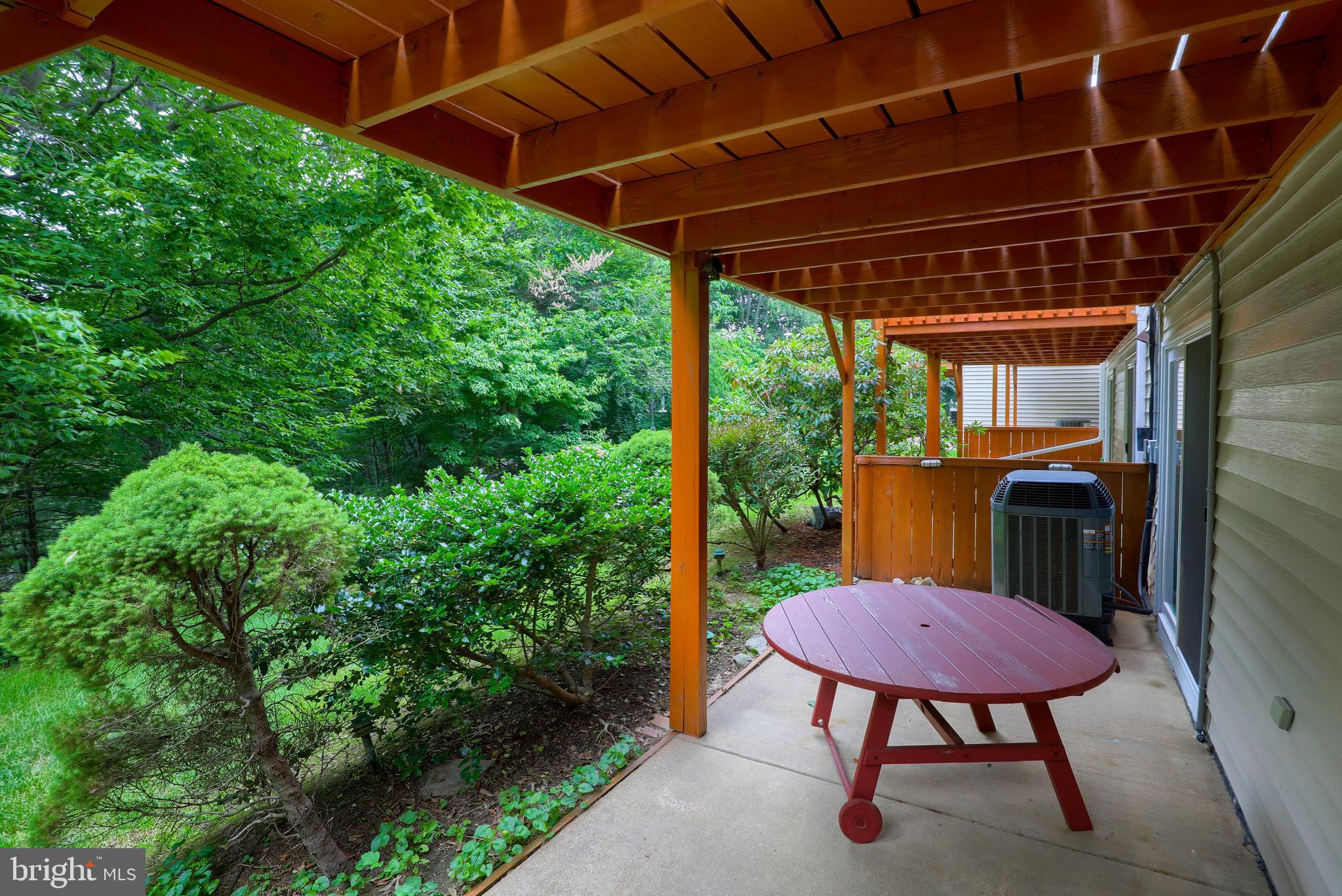 TREETOPS - Residential