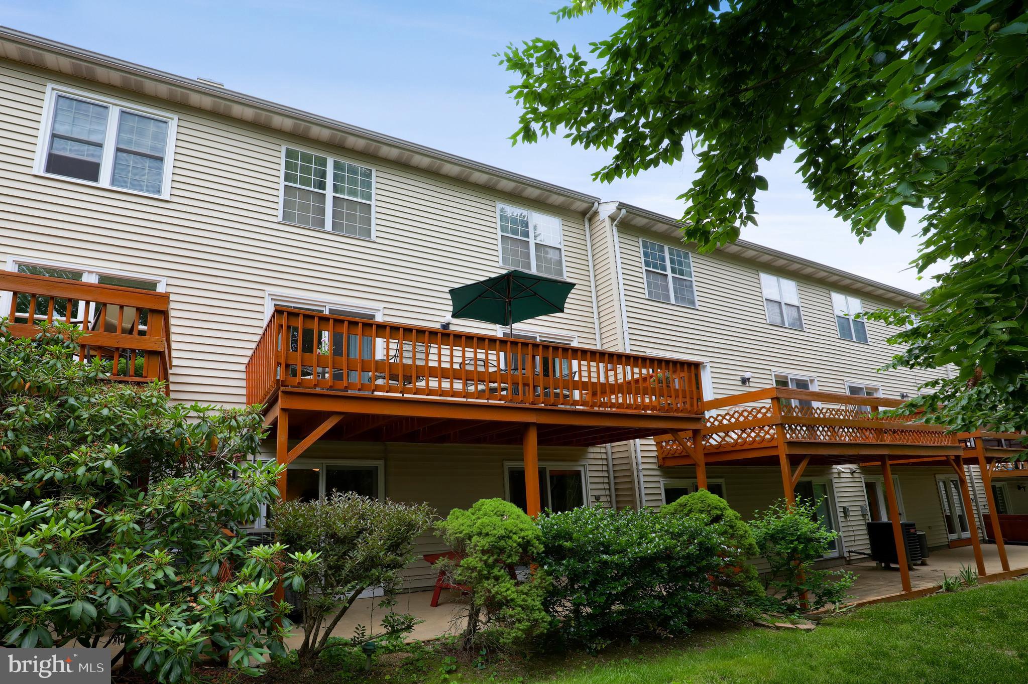 TREETOPS - Residential