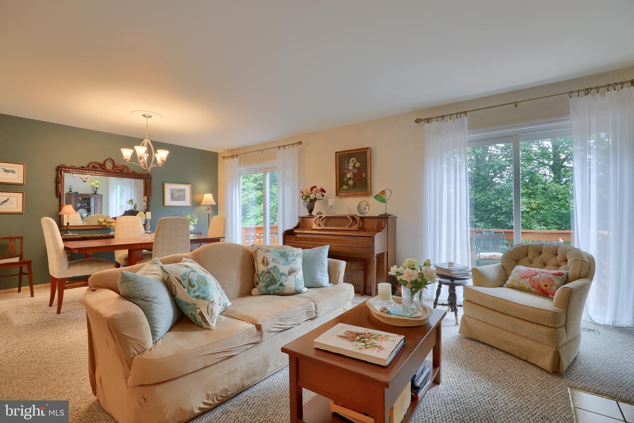 TREETOPS - Residential