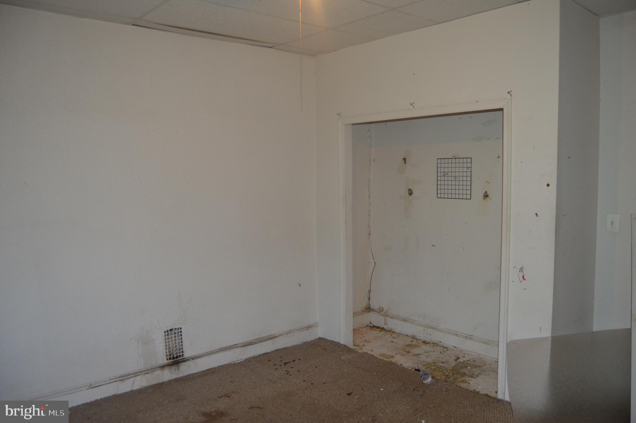 HIGHLANDTOWN - Residential