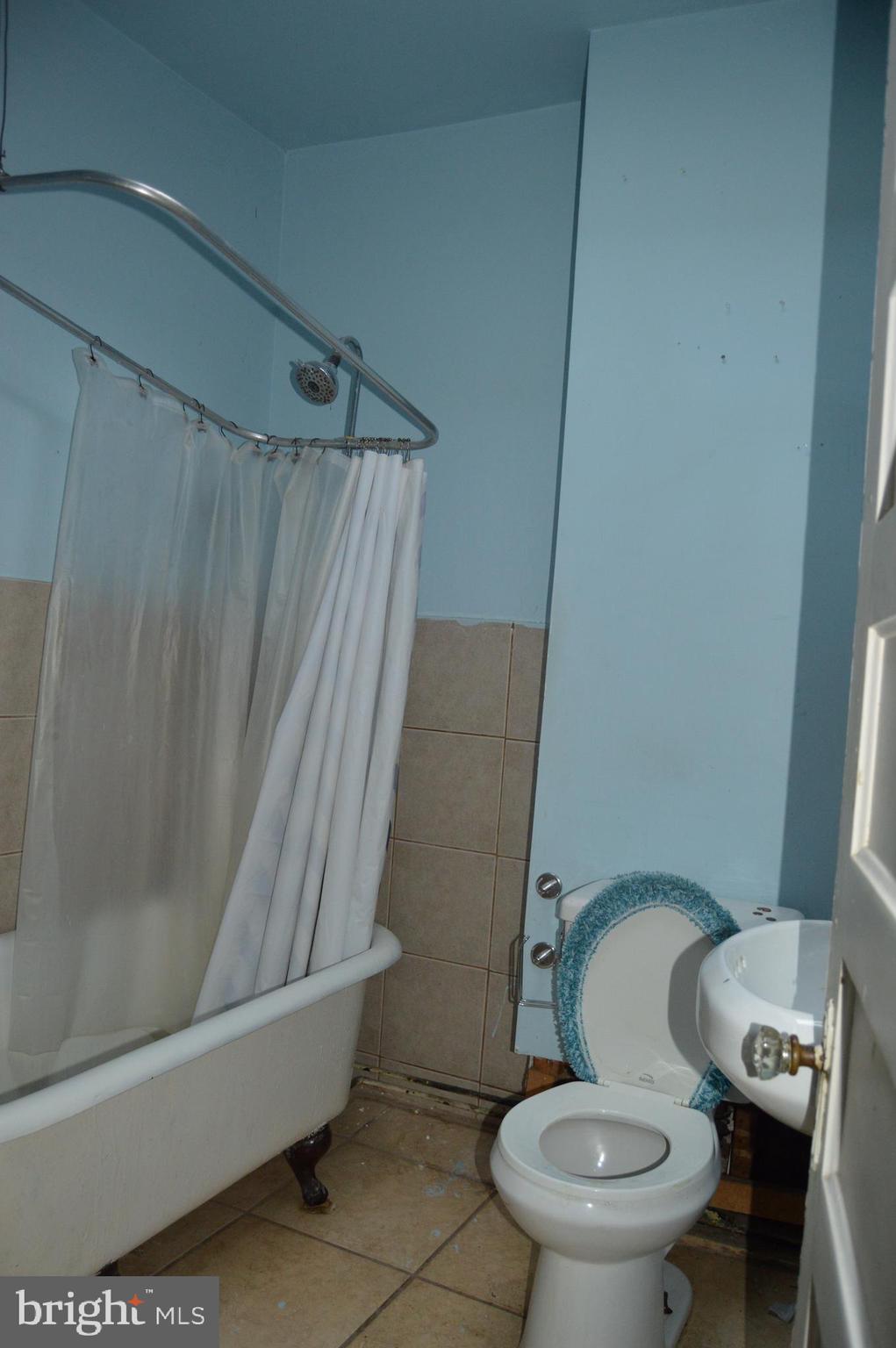 HIGHLANDTOWN - Residential