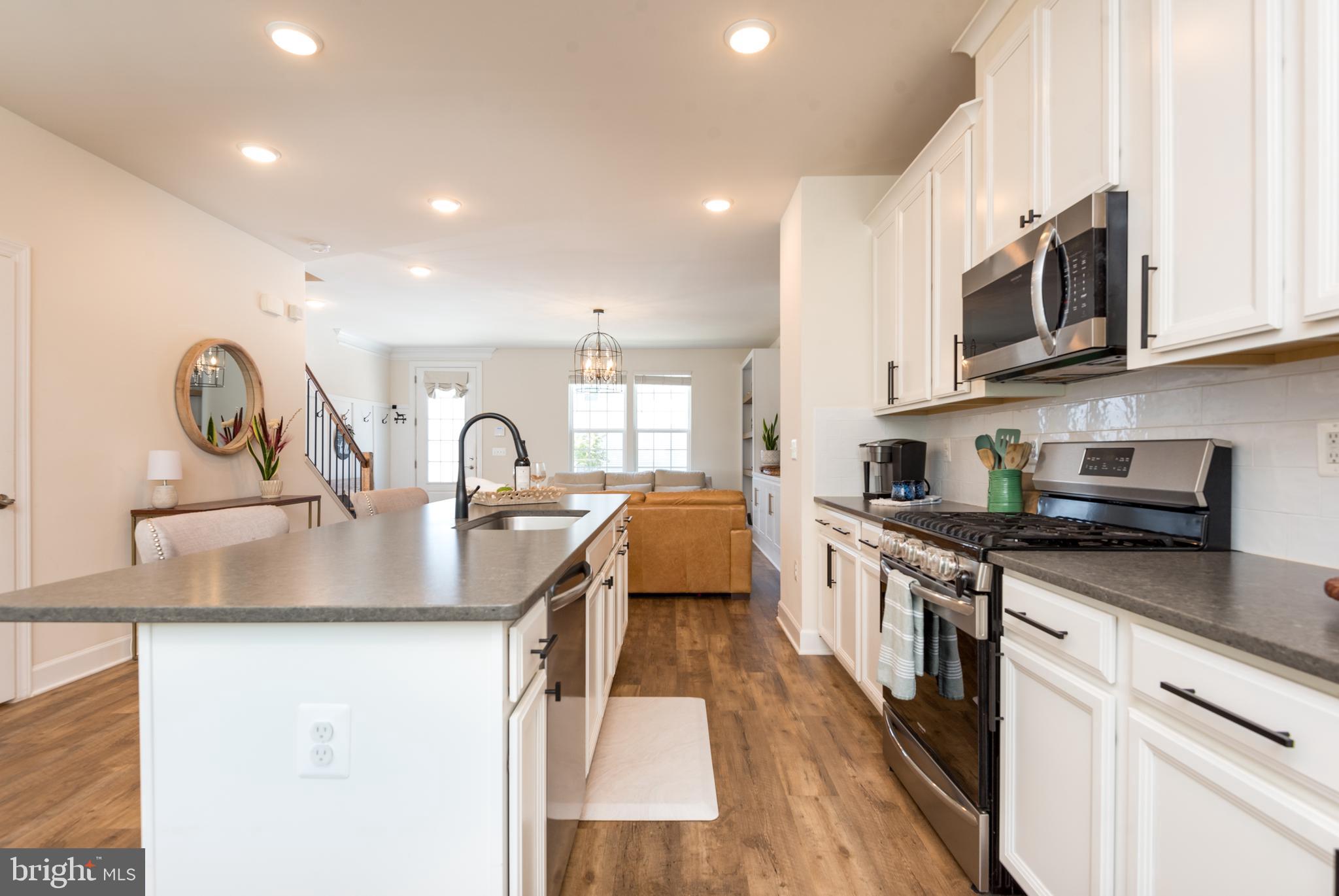 HAYMARKET CROSSING - Residential