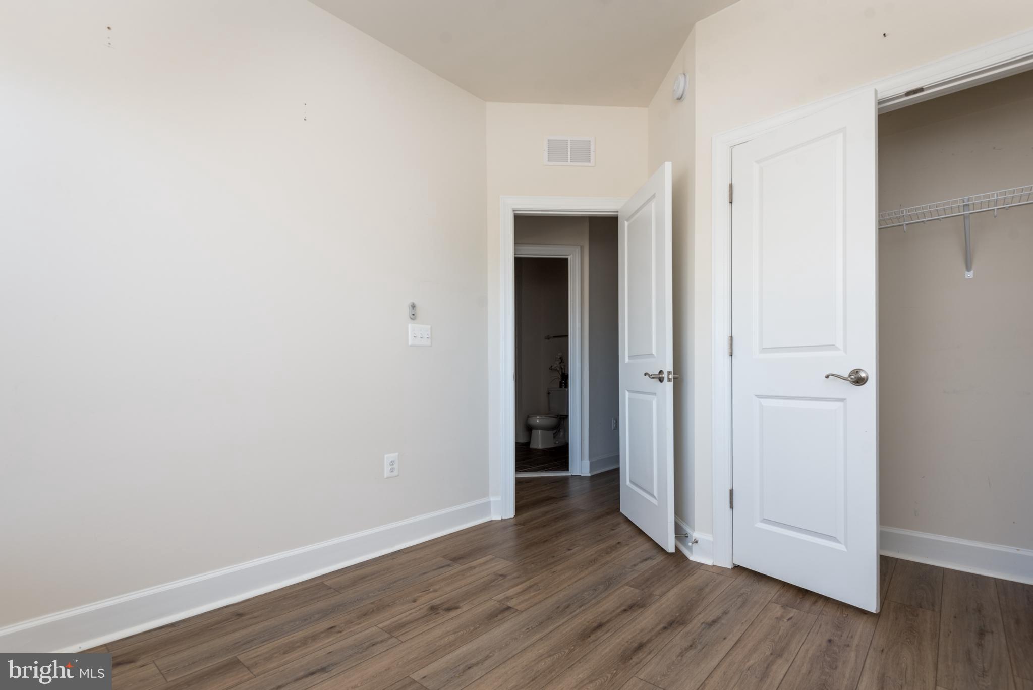 HAYMARKET CROSSING - Residential