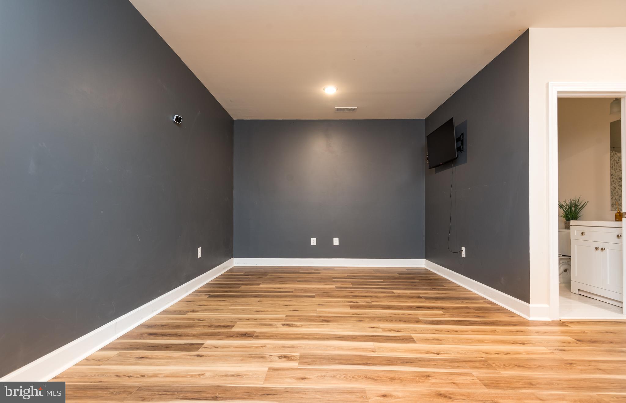 HAYMARKET CROSSING - Residential