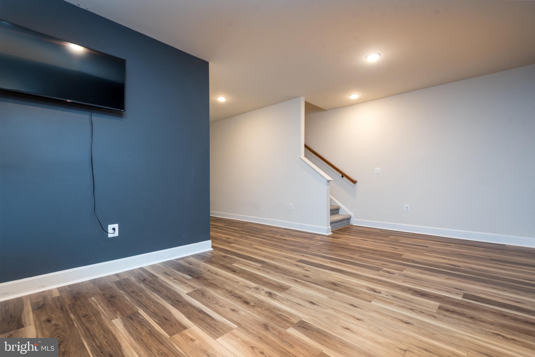 HAYMARKET CROSSING - Residential