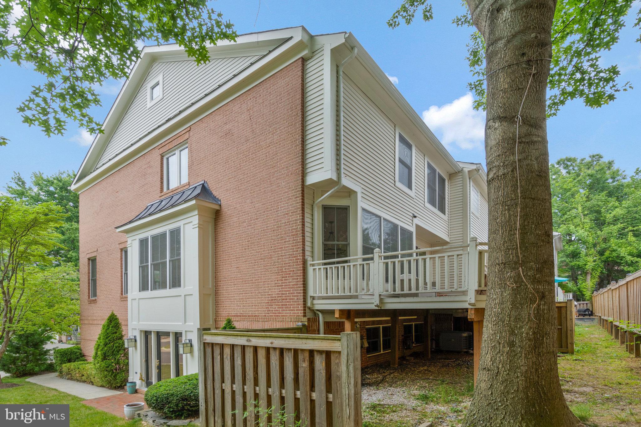 TOWNES AT WATERFORD - Residential Lease