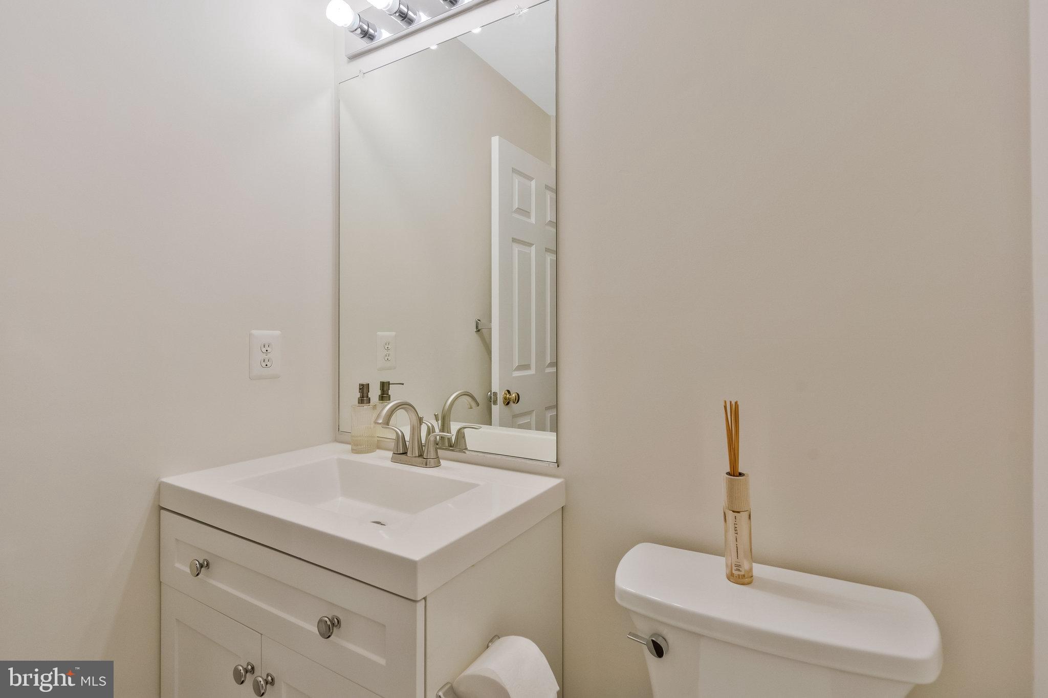 TOWNES AT WATERFORD - Residential Lease