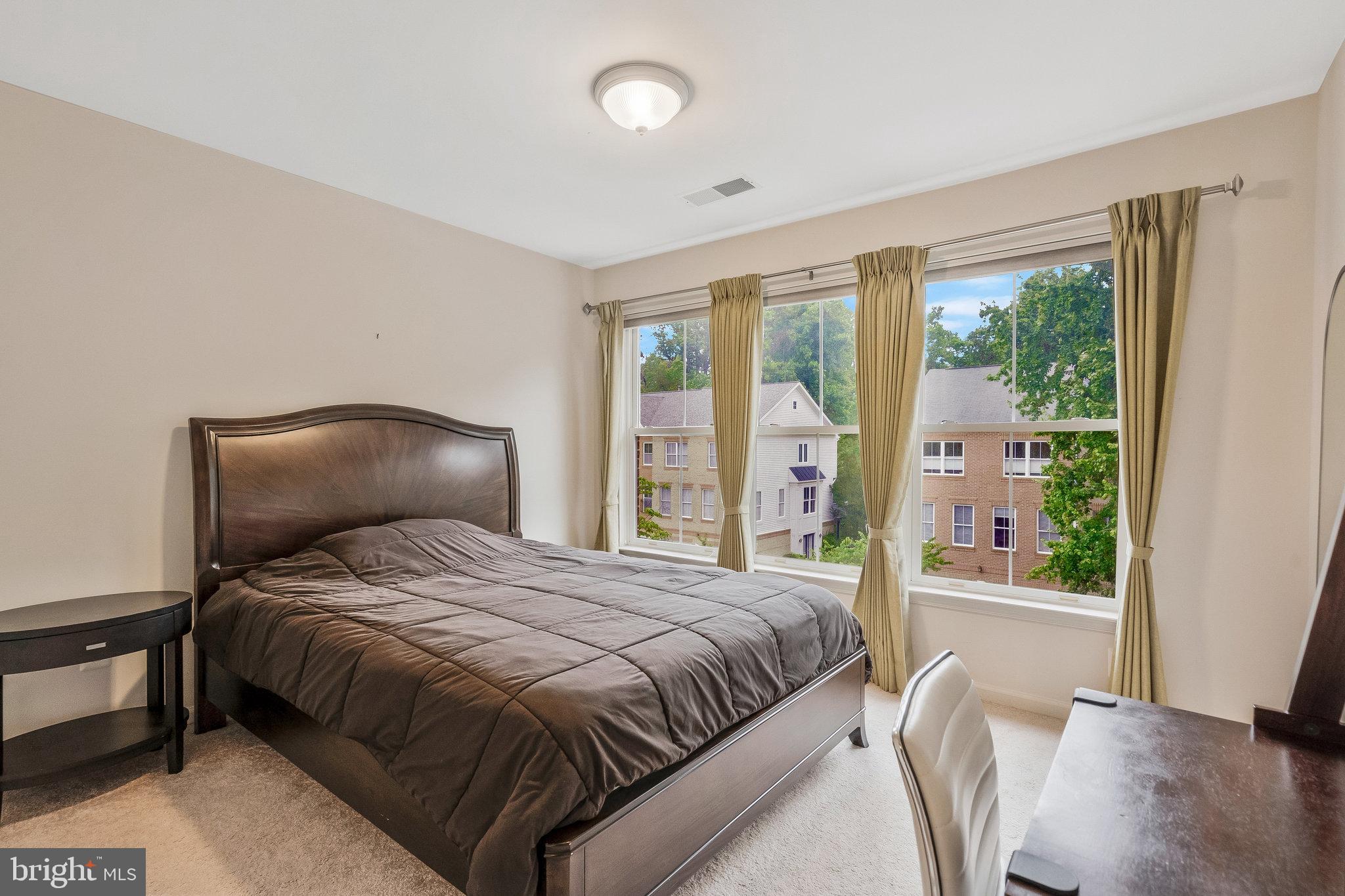 TOWNES AT WATERFORD - Residential Lease