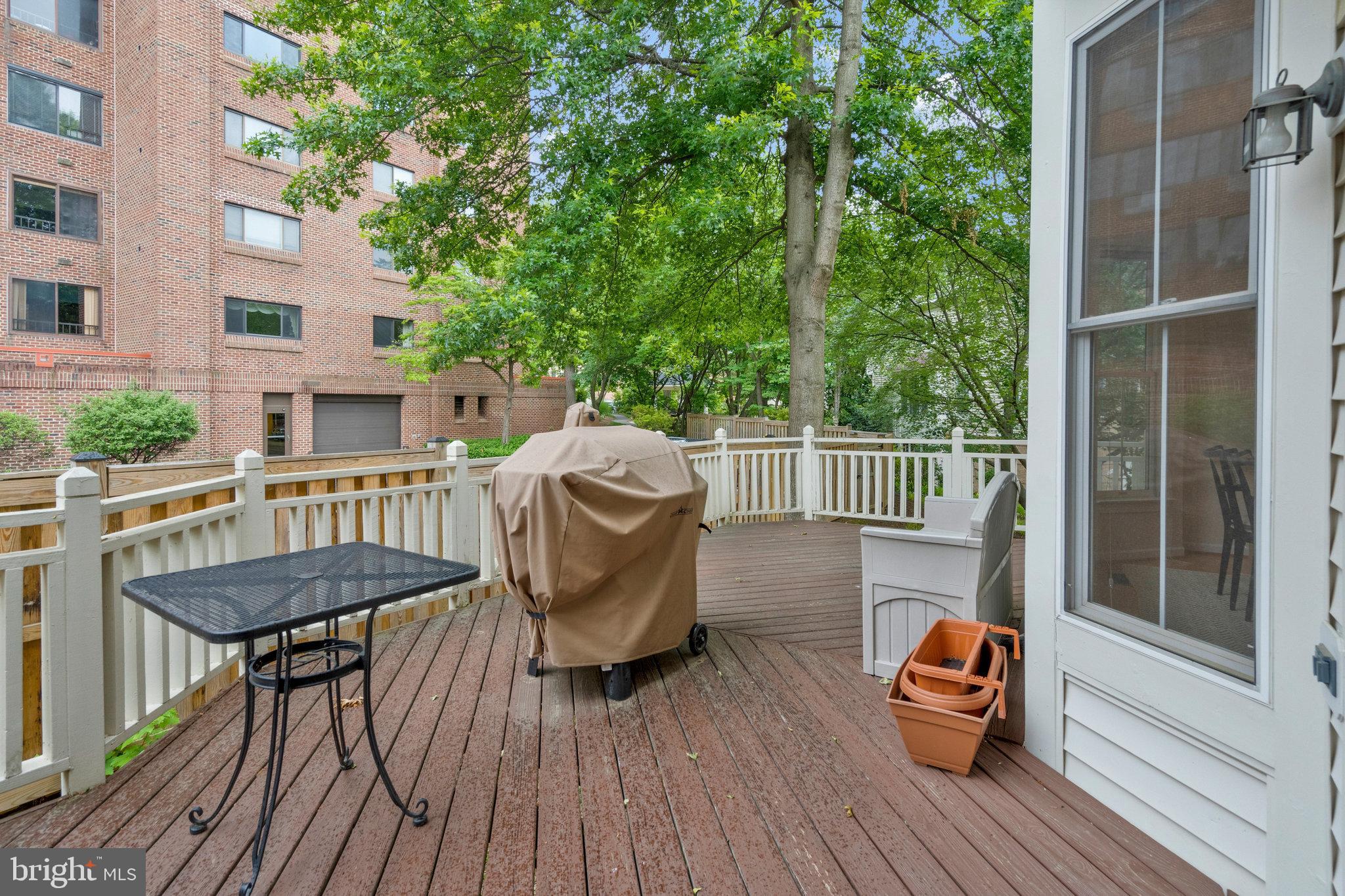 TOWNES AT WATERFORD - Residential Lease