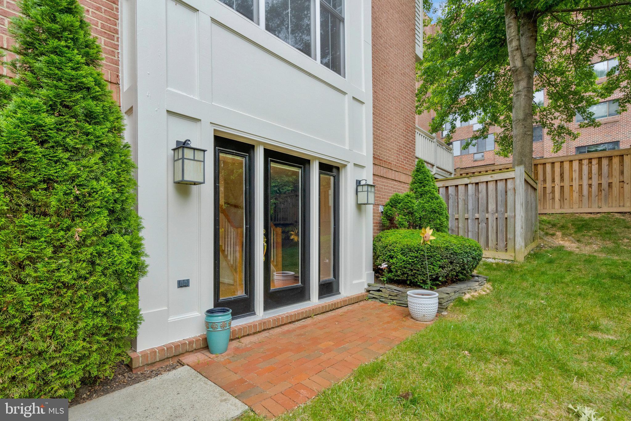 TOWNES AT WATERFORD - Residential Lease