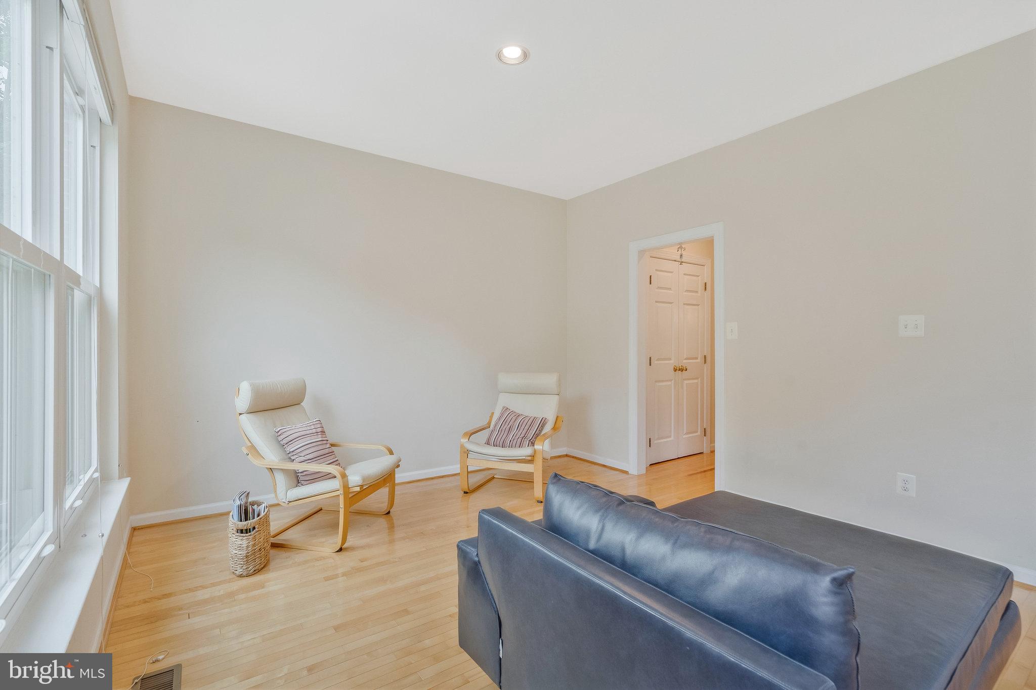 TOWNES AT WATERFORD - Residential Lease