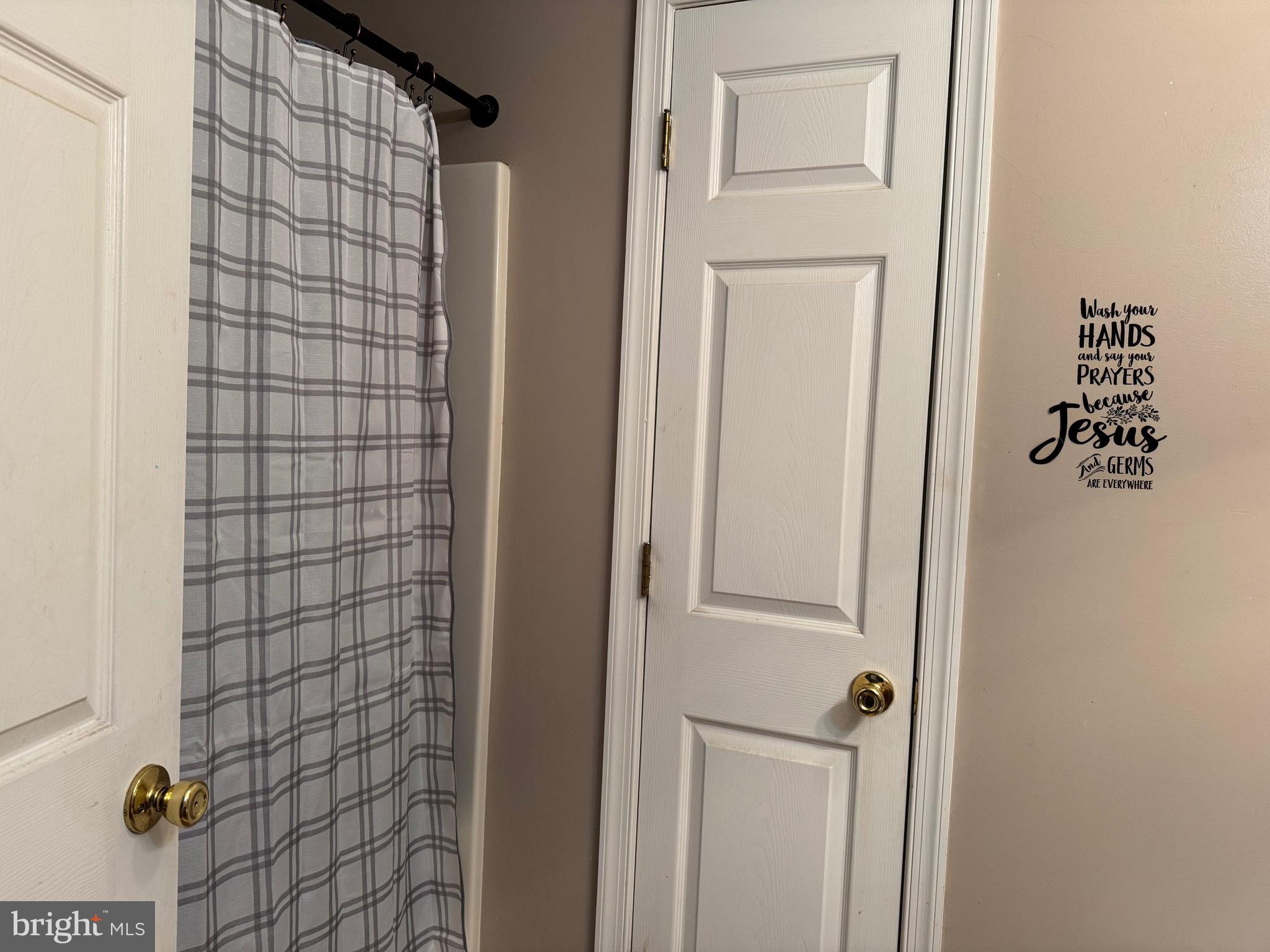 FOREST HEIGHTS - Residential