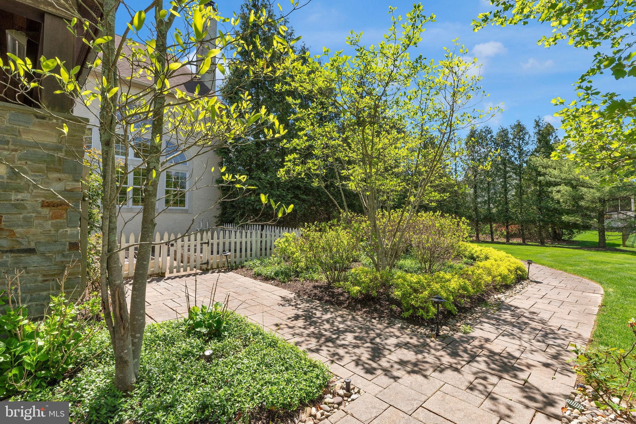 MUIRFIELD ESTATES - Residential