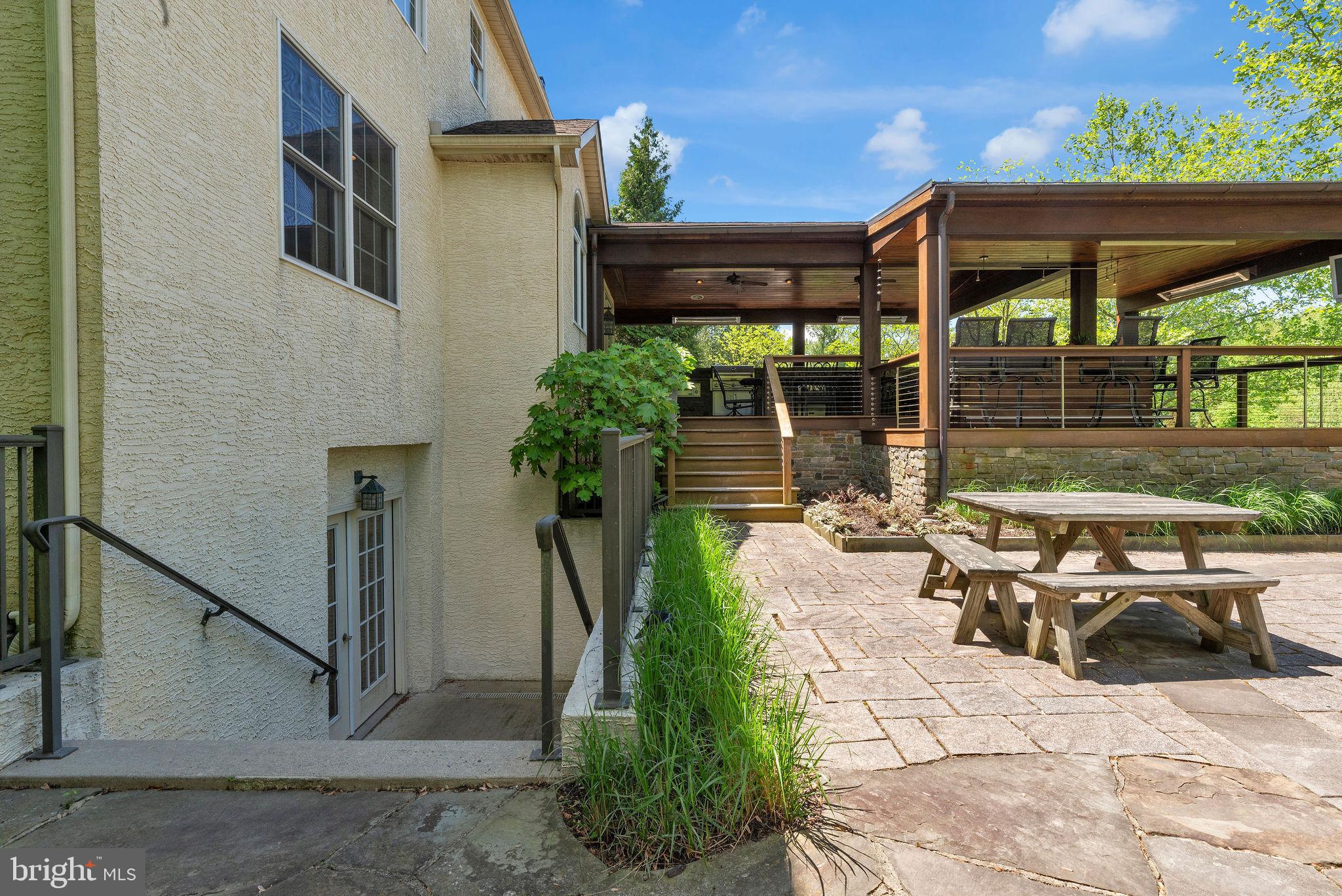 MUIRFIELD ESTATES - Residential