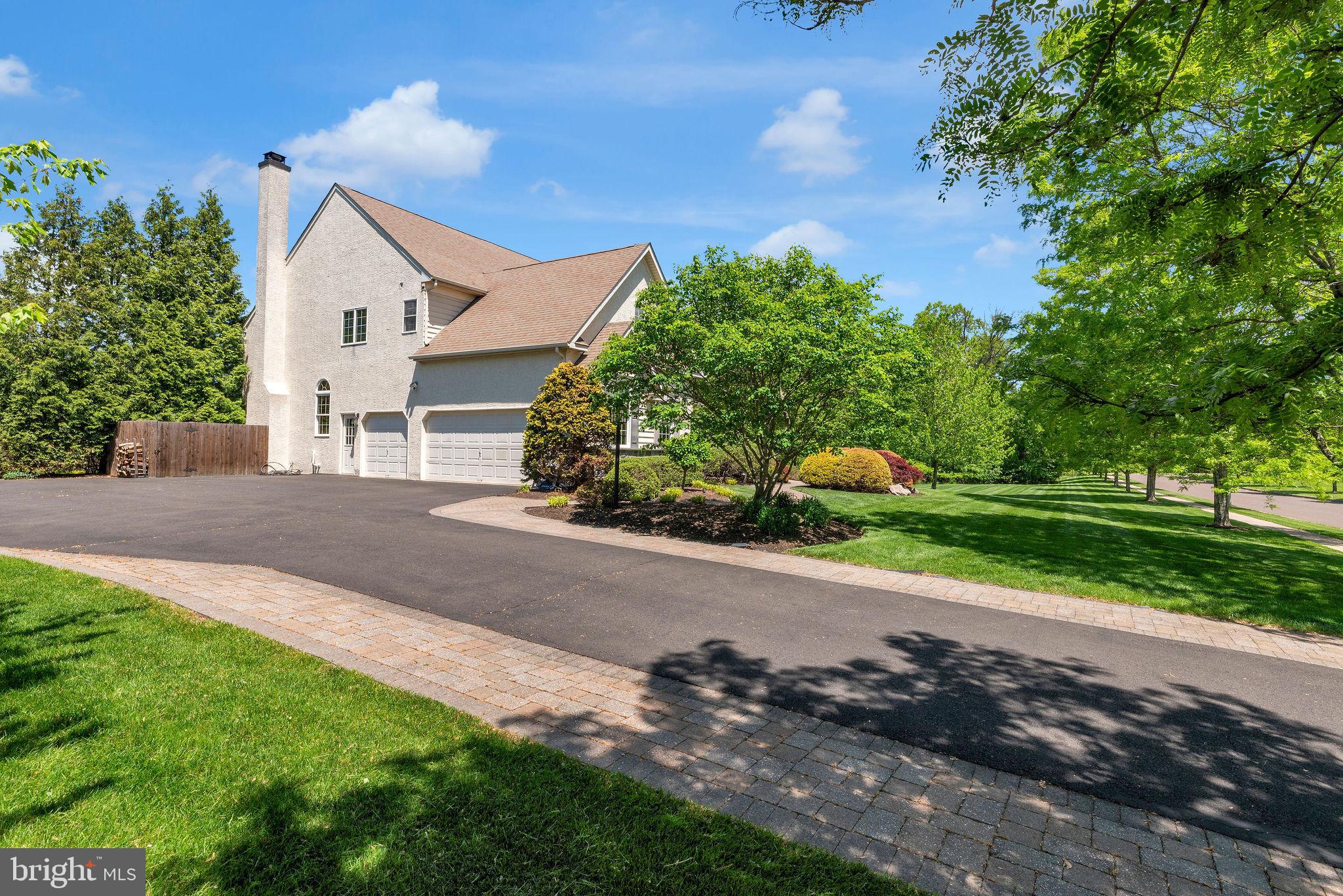 MUIRFIELD ESTATES - Residential