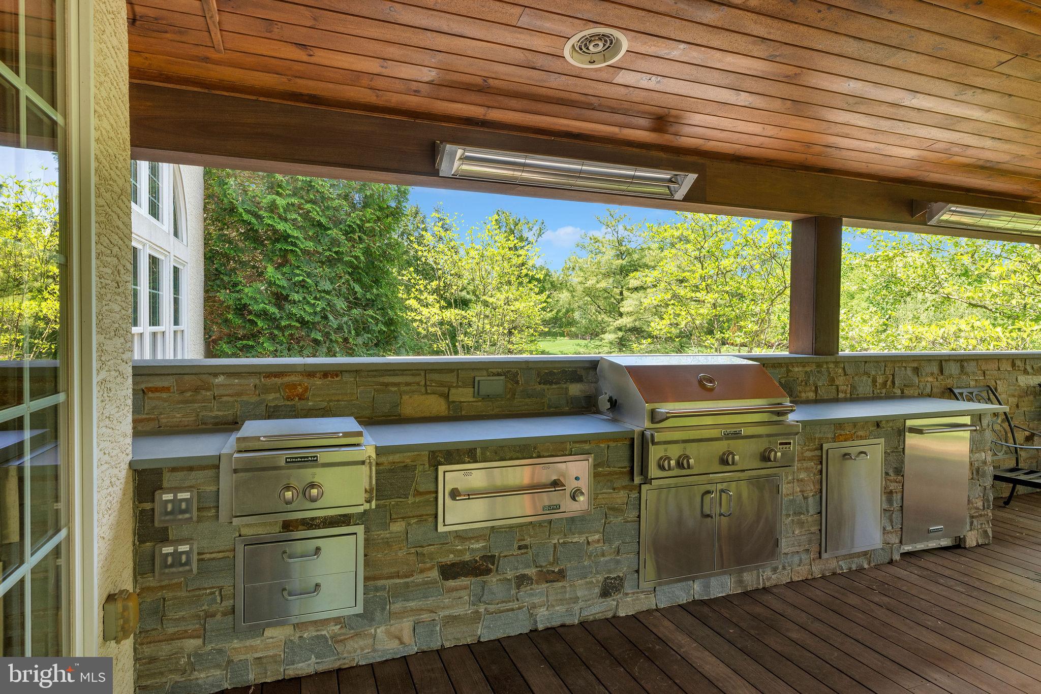 MUIRFIELD ESTATES - Residential