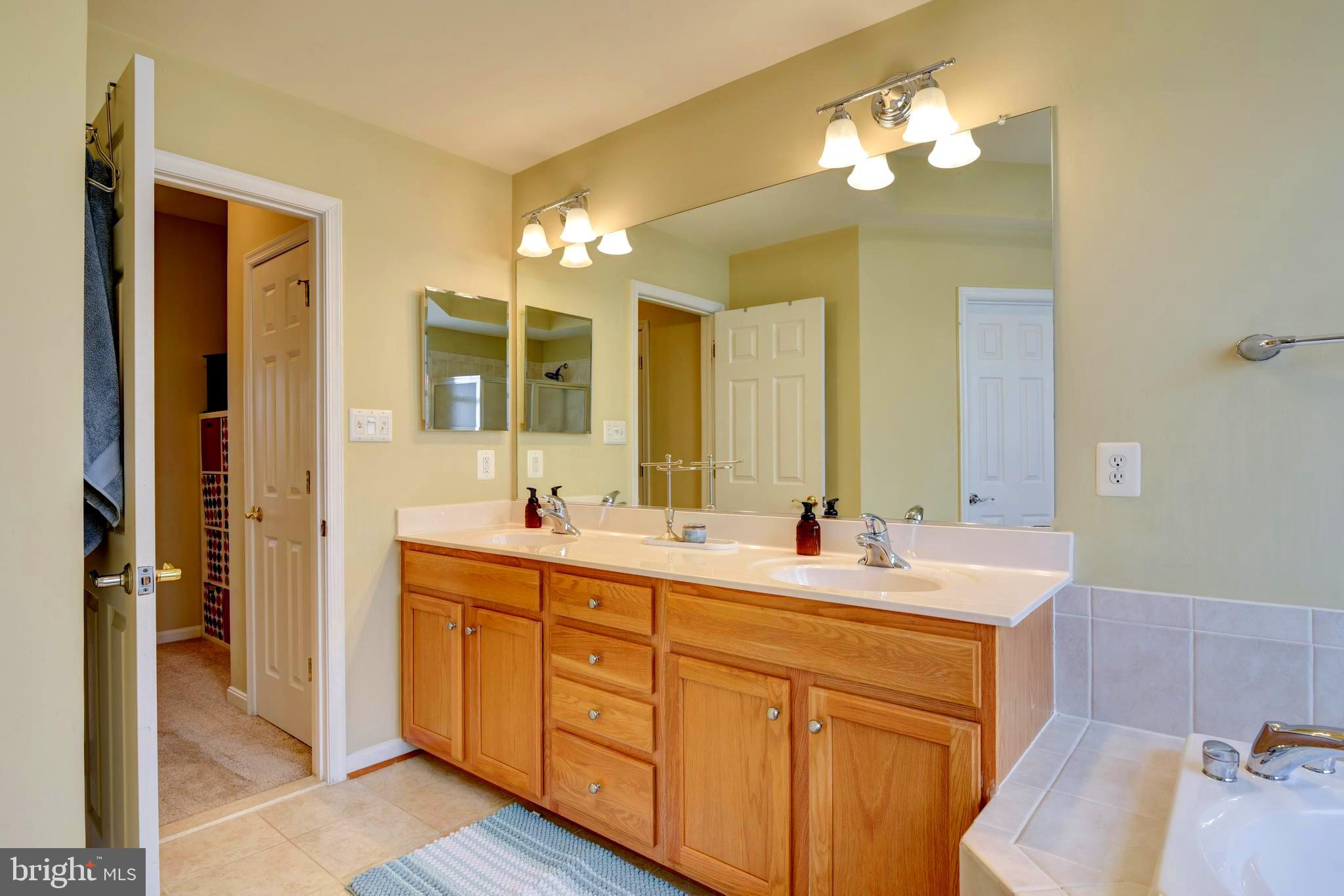 BRAMBLETON LANDBAY - Residential